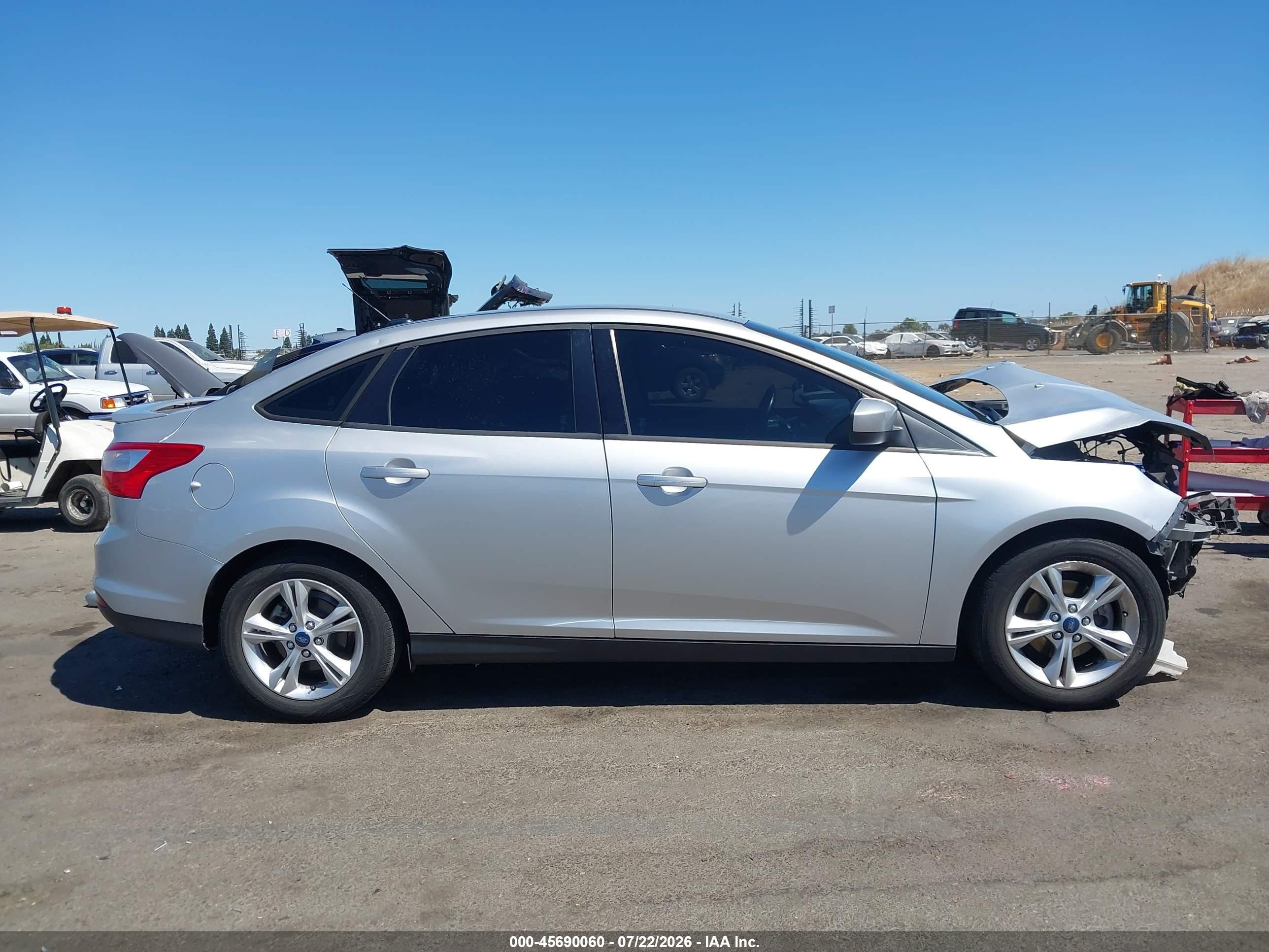 2012 Ford Focus Se Серебряный vin: 1FAHP3F23CL452848