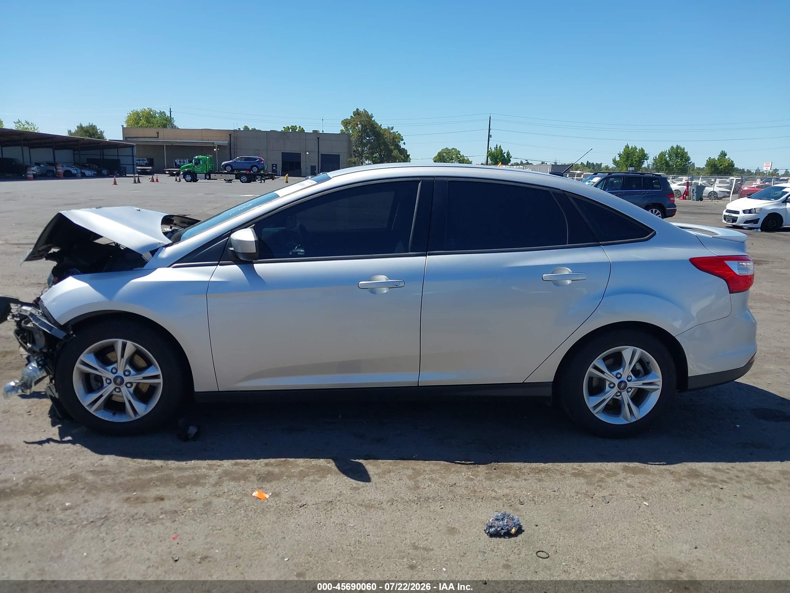 2012 Ford Focus Se Серебряный vin: 1FAHP3F23CL452848