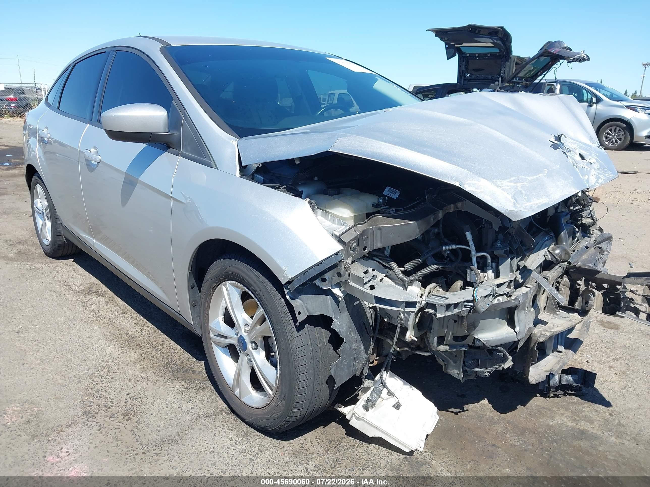 2012 Ford Focus Se Серебряный vin: 1FAHP3F23CL452848