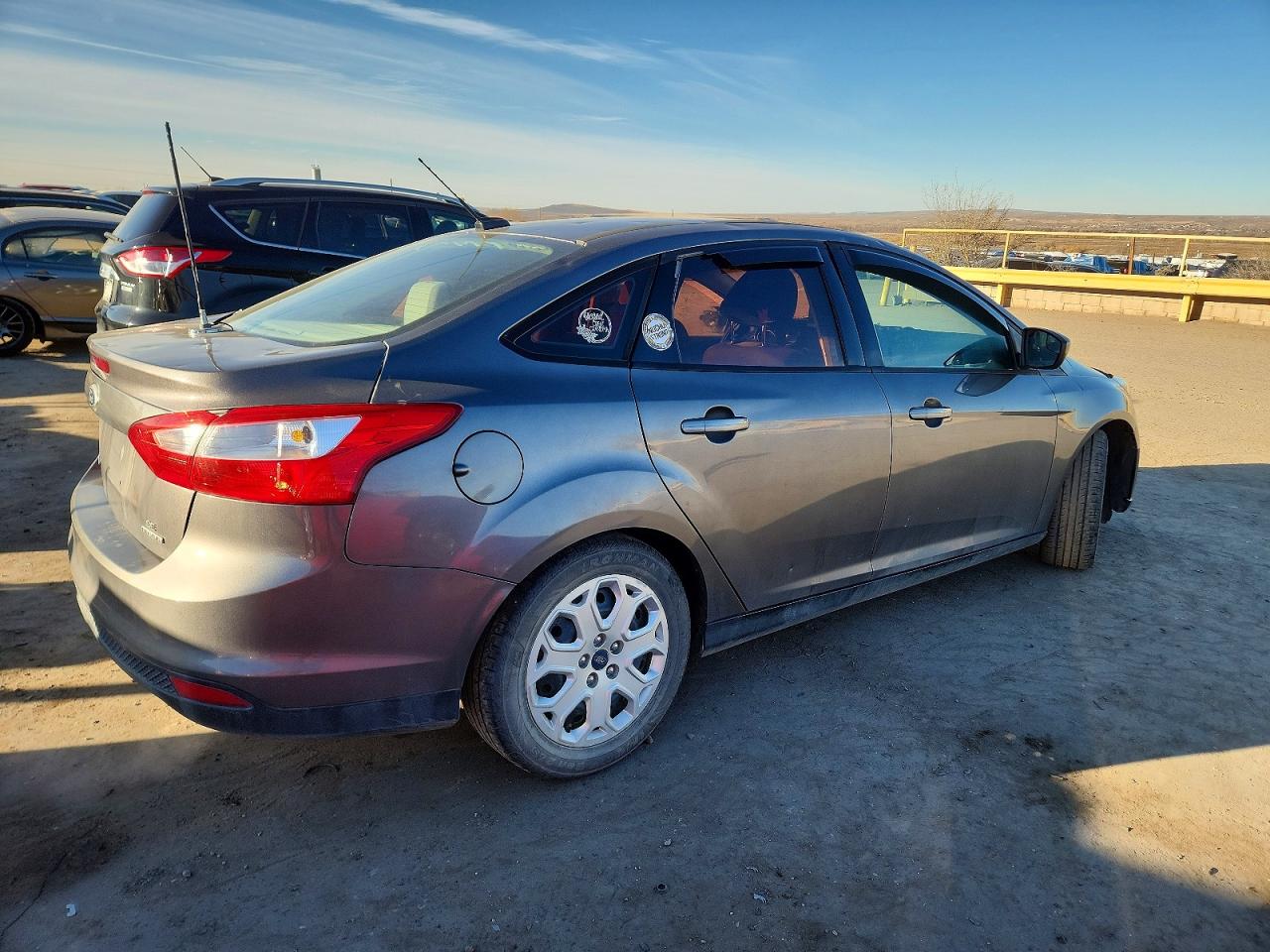 2012 Ford Focus Se Gray vin: 1FAHP3F23CL470170