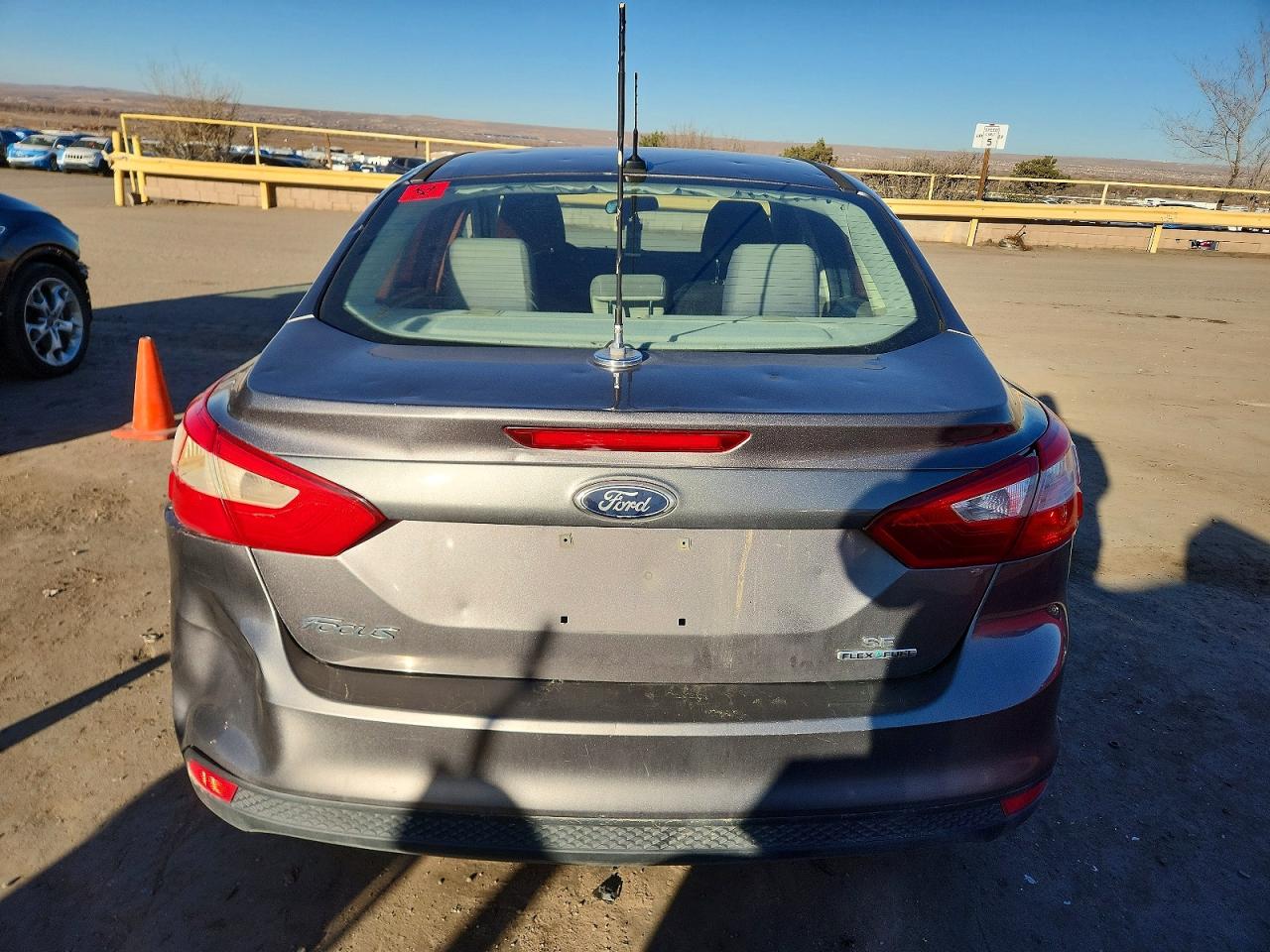 2012 Ford Focus Se Gray vin: 1FAHP3F23CL470170