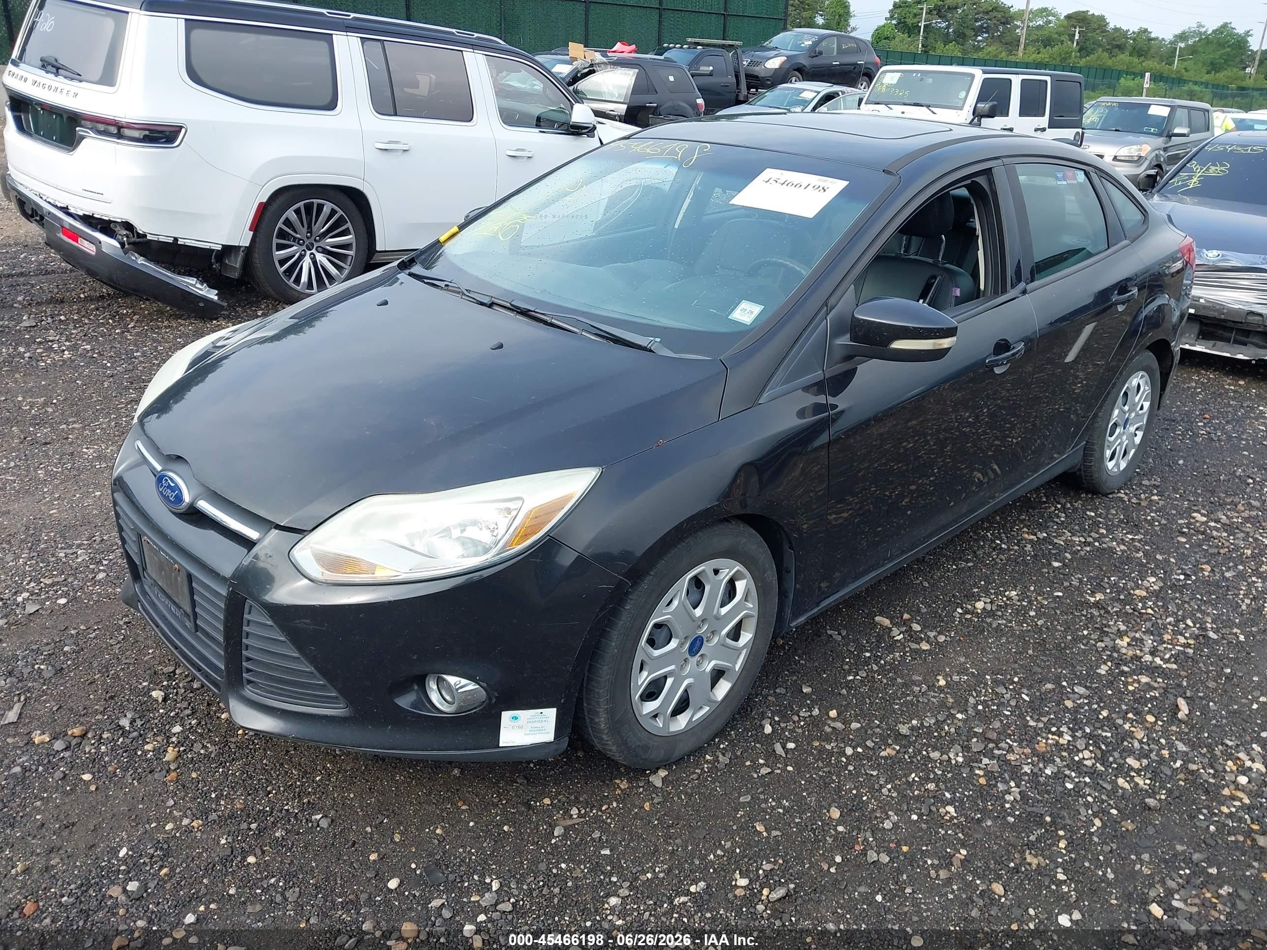 2012 Ford Focus Se Gray vin: 1FAHP3F24CL137864