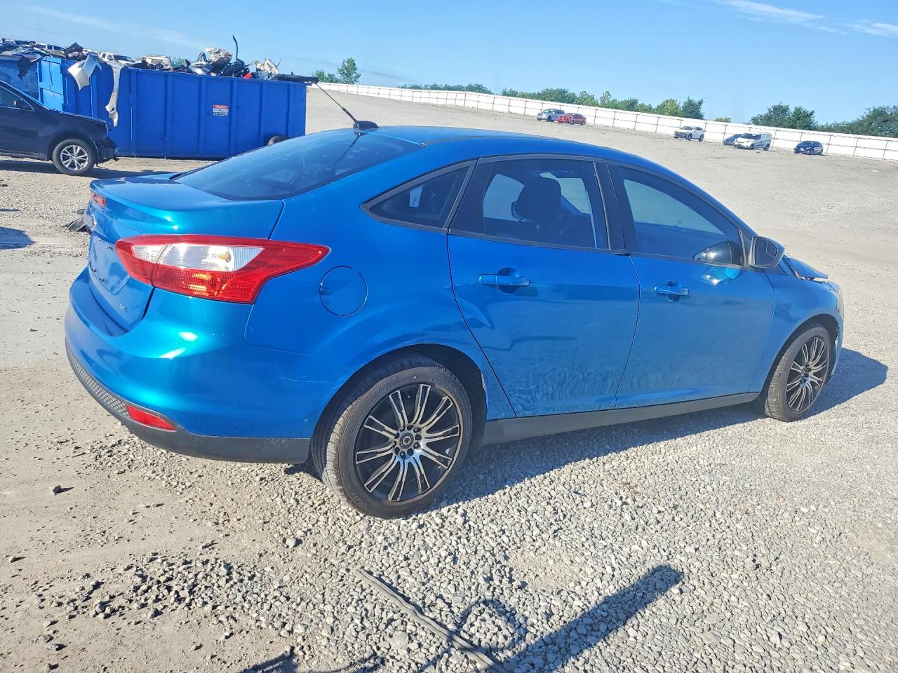 2012 Ford Focus Se Blue vin: 1FAHP3F24CL139081