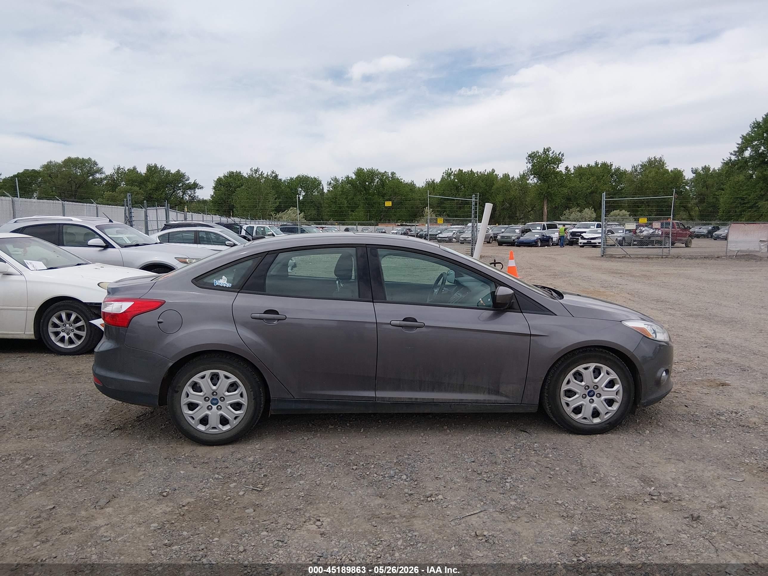 2012 Ford Focus Se Gray vin: 1FAHP3F24CL155782