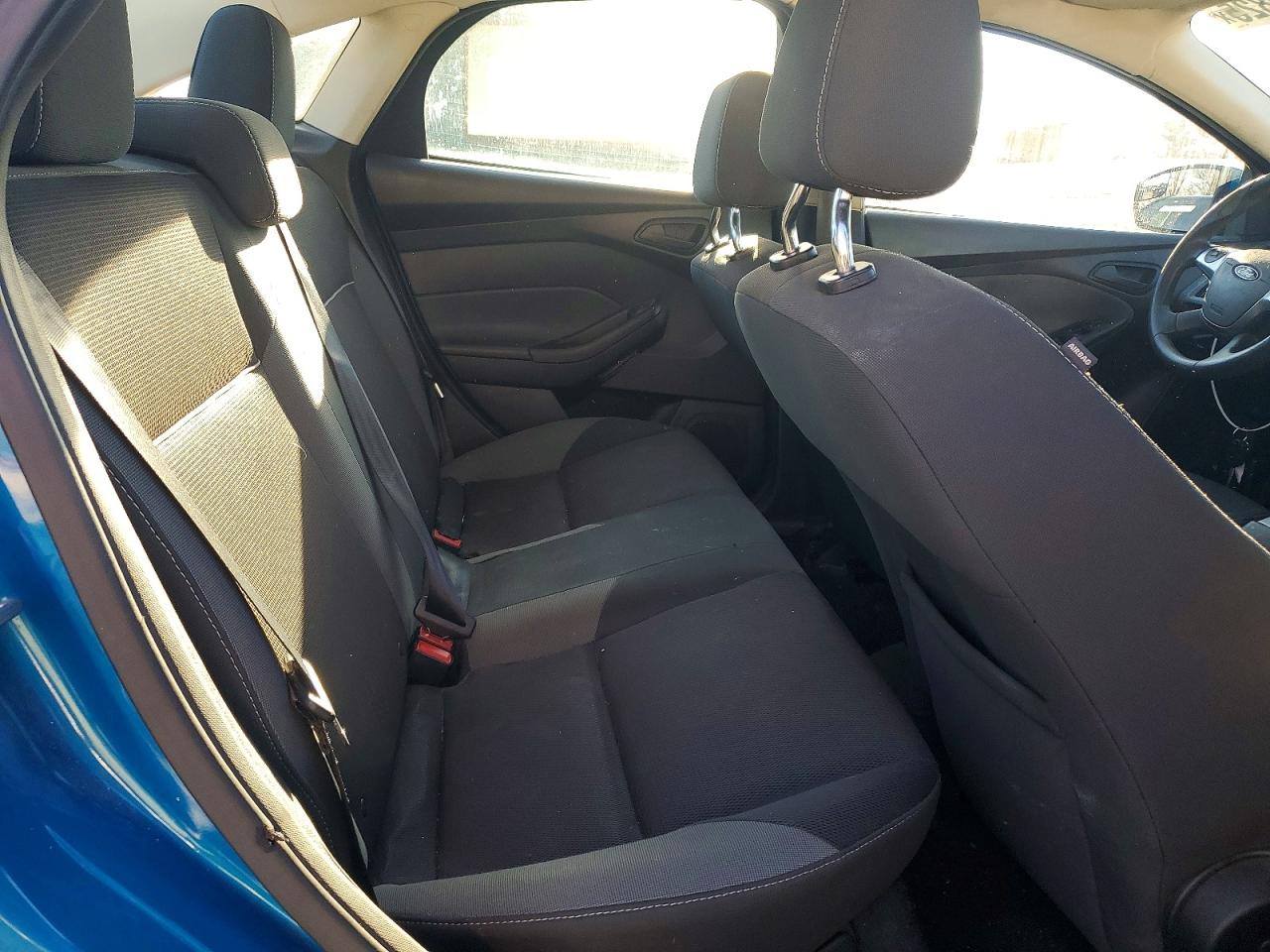 2012 Ford Focus Se Blue vin: 1FAHP3F24CL160920