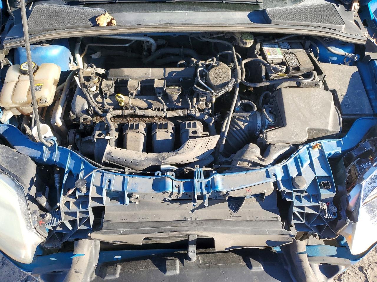 2012 Ford Focus Se Blue vin: 1FAHP3F24CL160920