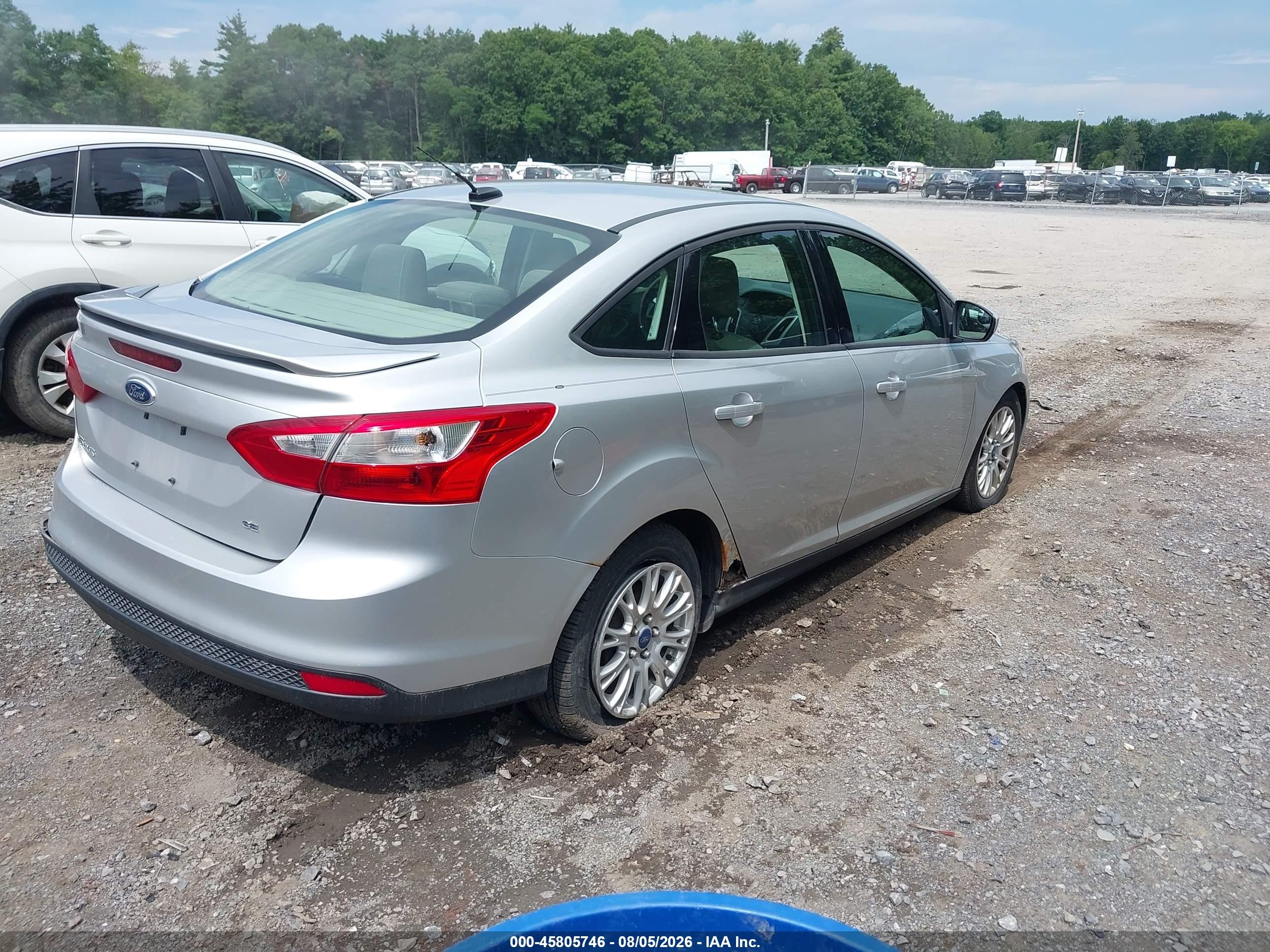 2012 Ford Focus Se Silver vin: 1FAHP3F24CL177989