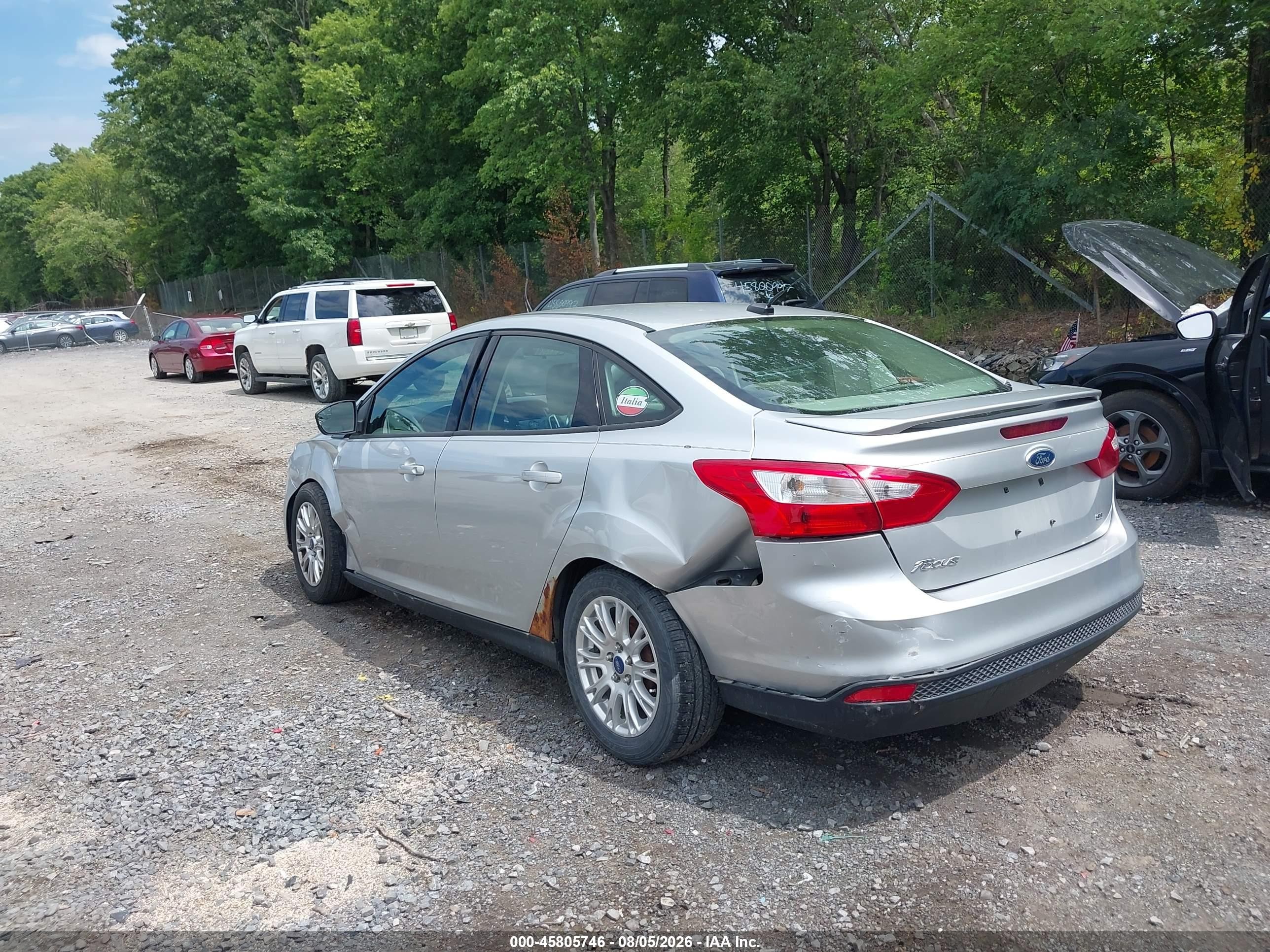 2012 Ford Focus Se Silver vin: 1FAHP3F24CL177989