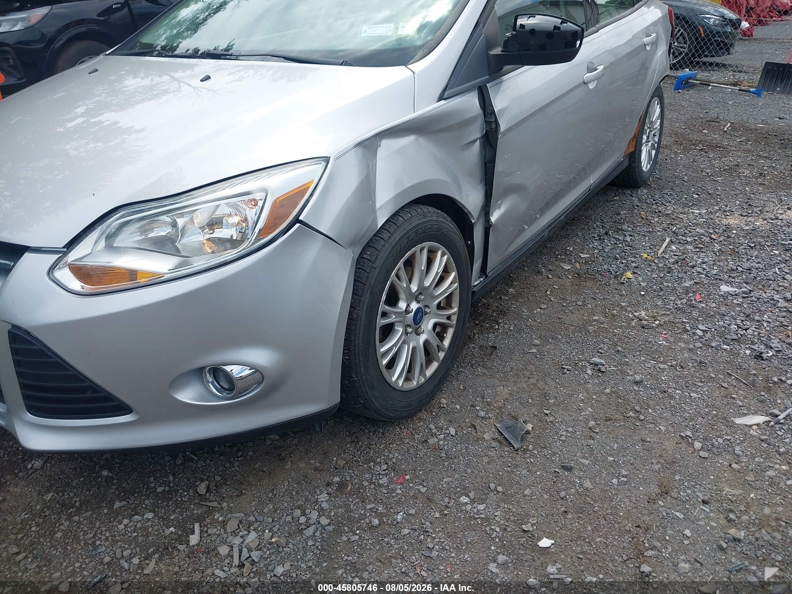 2012 Ford Focus Se Silver vin: 1FAHP3F24CL177989