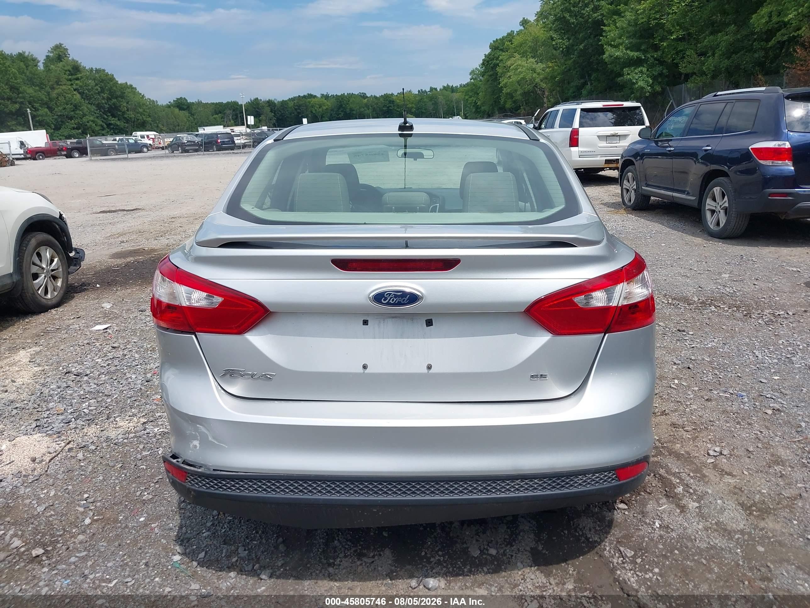 2012 Ford Focus Se Silver vin: 1FAHP3F24CL177989