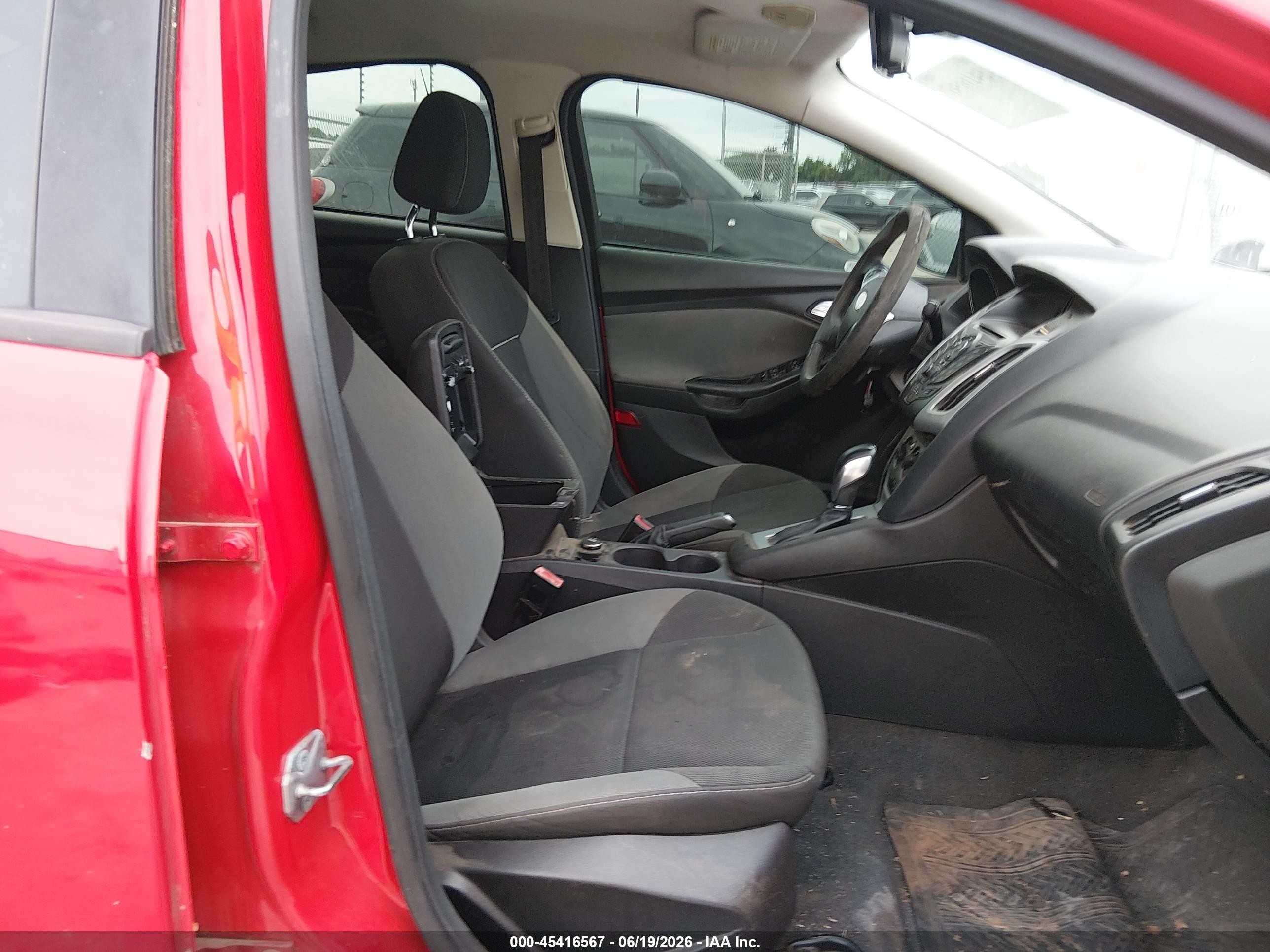 2012 Ford Focus Se Red vin: 1FAHP3F24CL204267