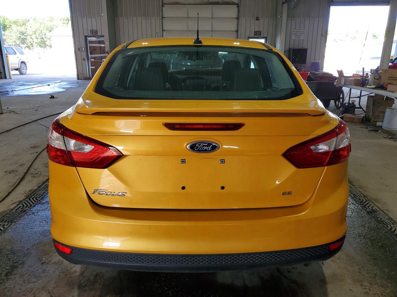 2012 Ford Focus Se Gold vin: 1FAHP3F24CL310475