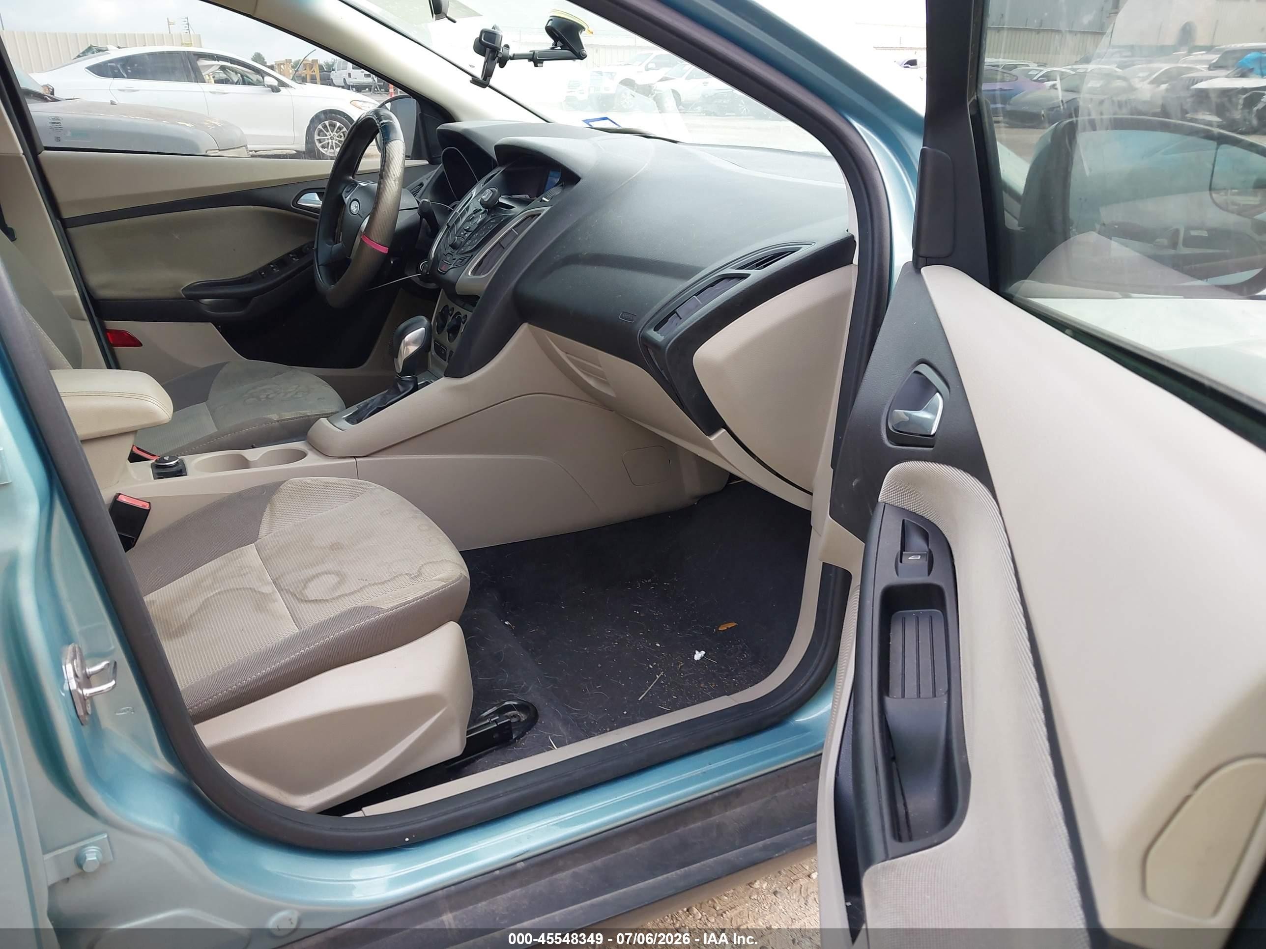 2012 Ford Focus Se Teal vin: 1FAHP3F24CL323937