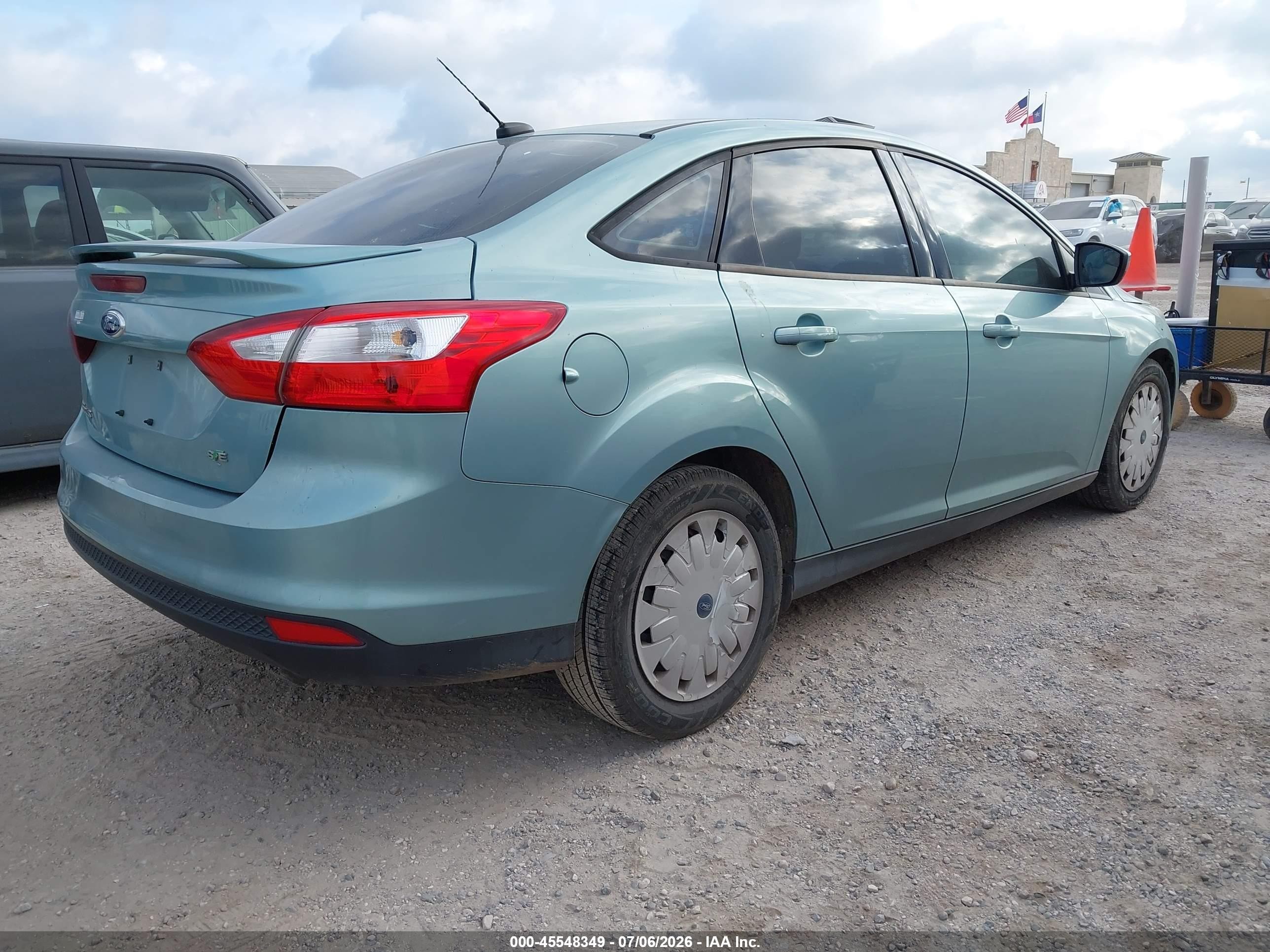 2012 Ford Focus Se Teal vin: 1FAHP3F24CL323937