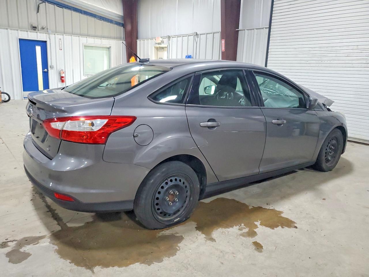 2012 Ford Focus Se Gray vin: 1FAHP3F24CL370501