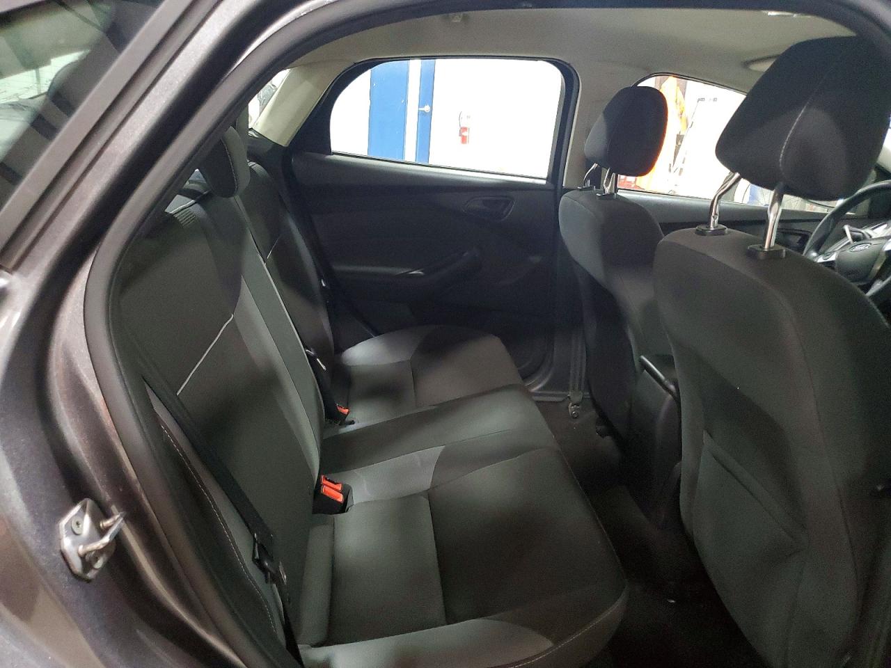 2012 Ford Focus Se Gray vin: 1FAHP3F24CL370501