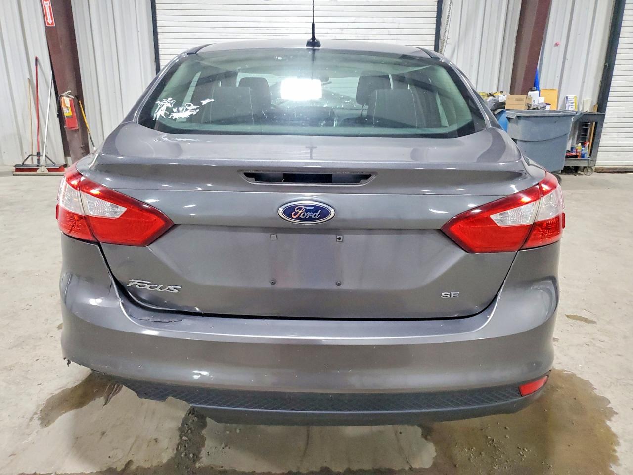 2012 Ford Focus Se Gray vin: 1FAHP3F24CL370501