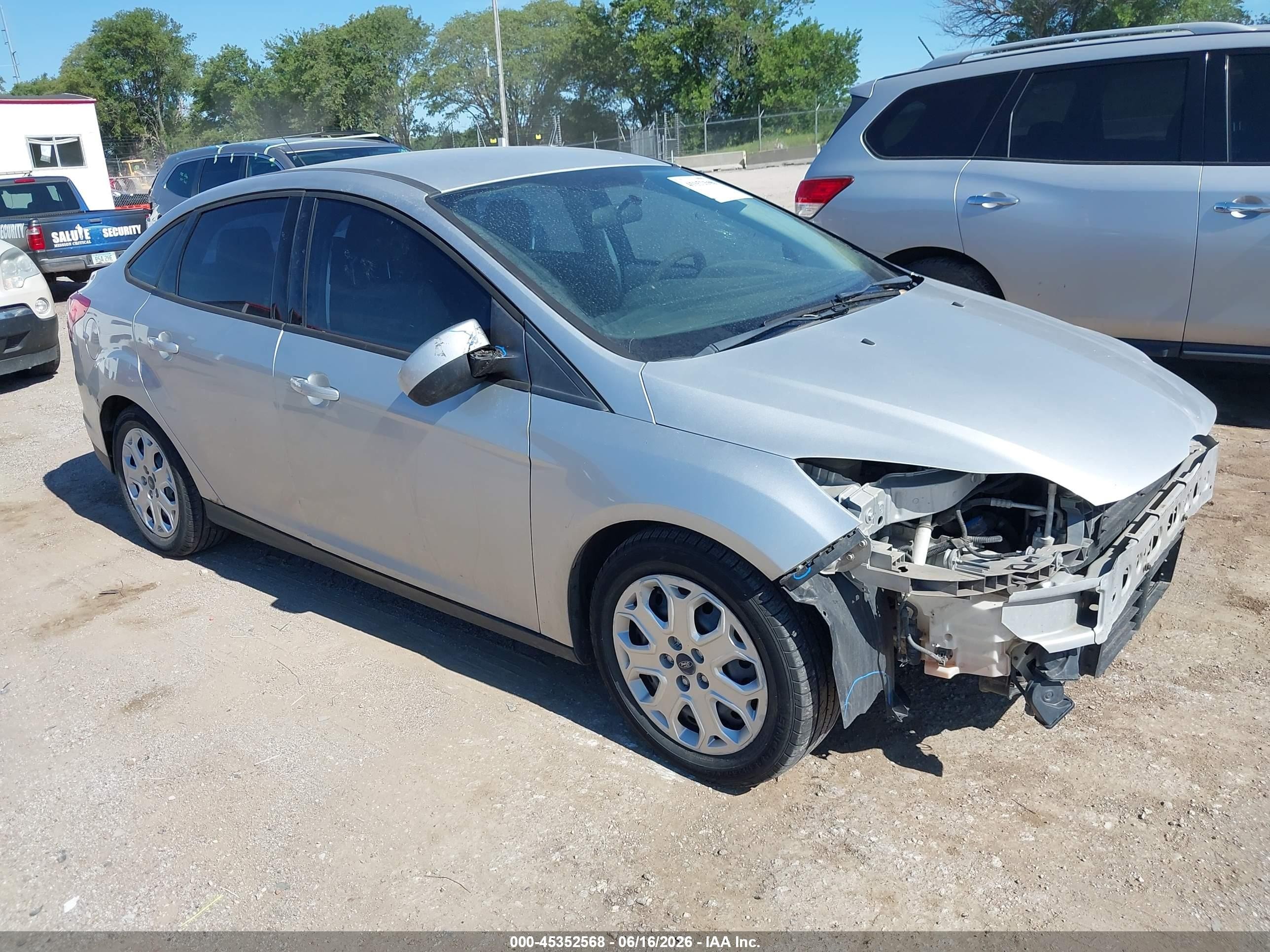2012 Ford Focus Se Gray vin: 1FAHP3F24CL371065