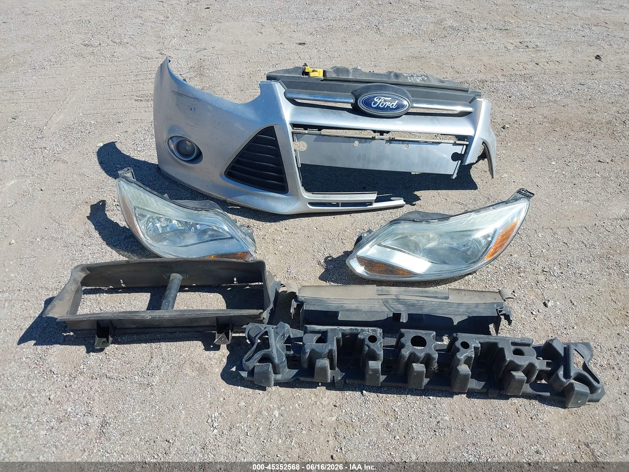 2012 Ford Focus Se Gray vin: 1FAHP3F24CL371065