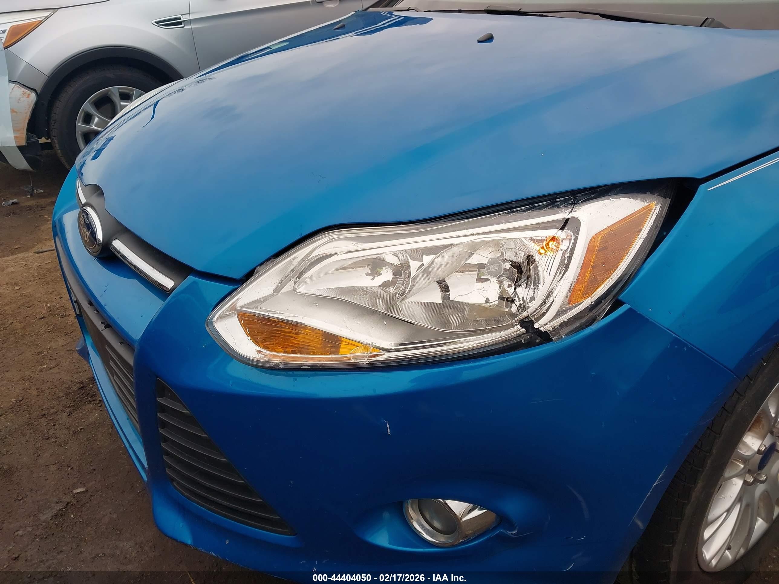 2012 Ford Focus Se Blue vin: 1FAHP3F24CL372975