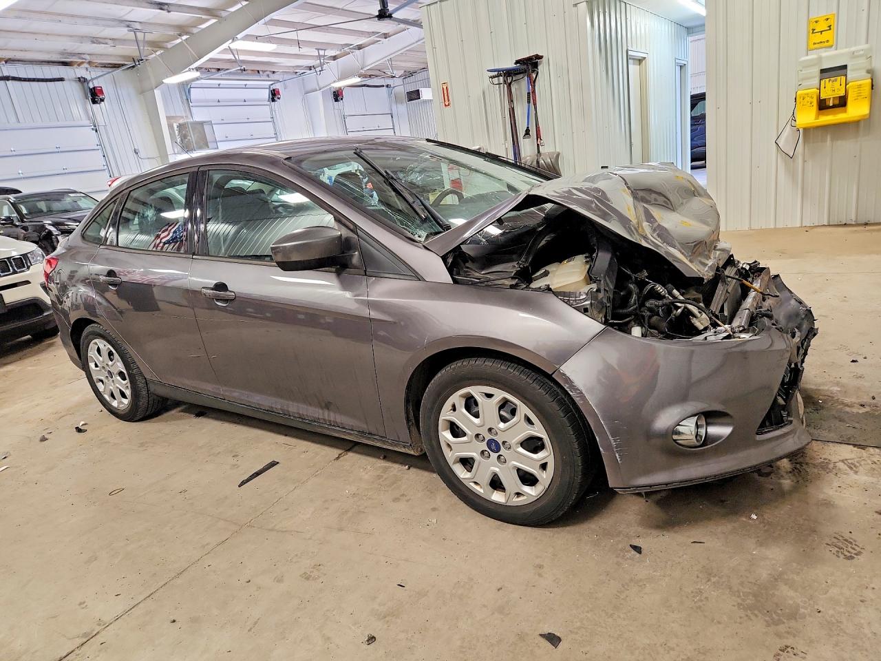 2012 Ford Focus Se Серый vin: 1FAHP3F24CL382177