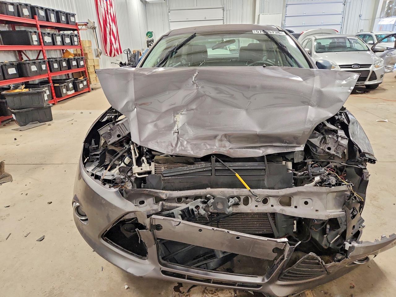 2012 Ford Focus Se Серый vin: 1FAHP3F24CL382177