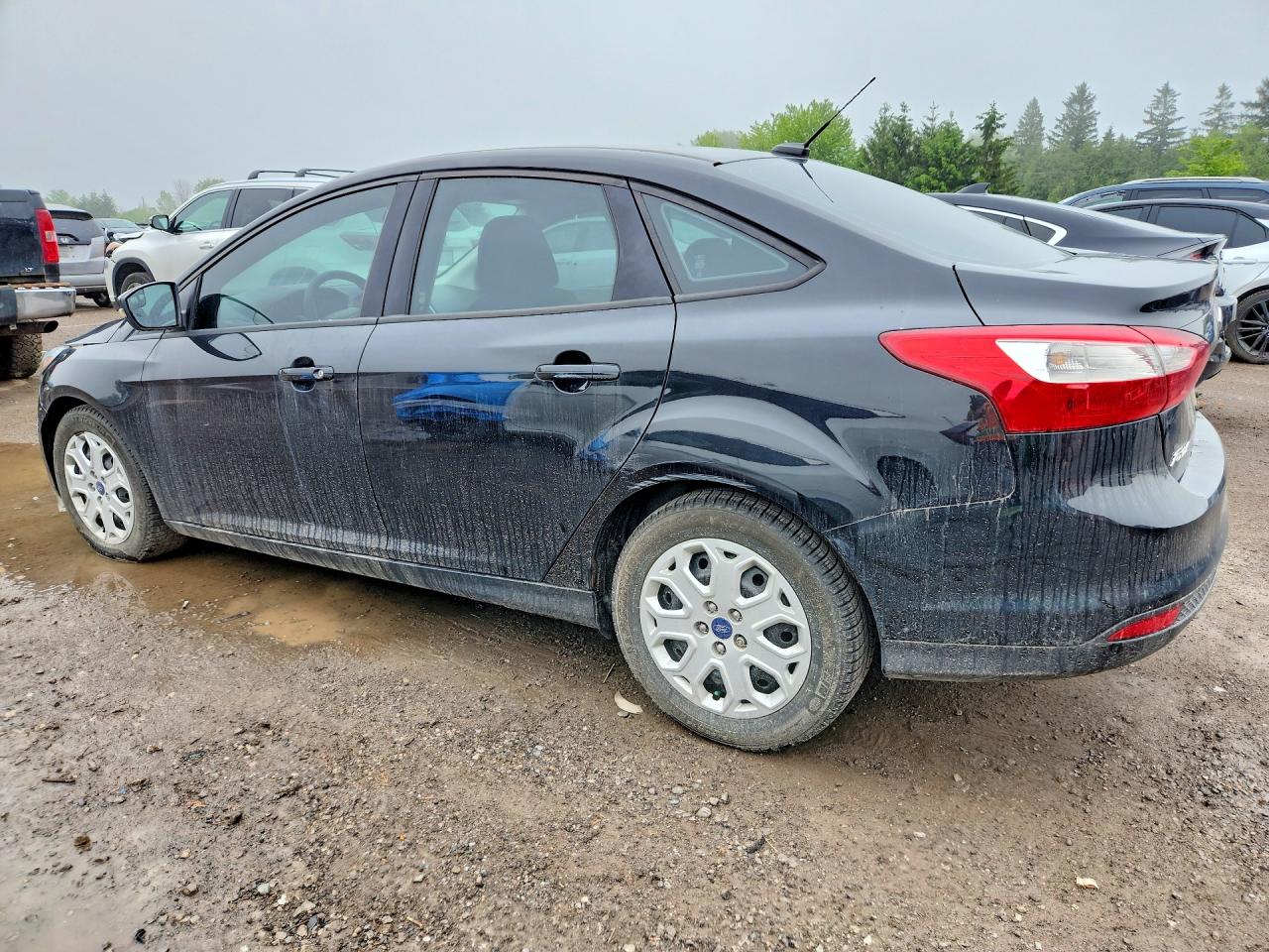 2012 Ford Focus Se Black vin: 1FAHP3F24CL412133