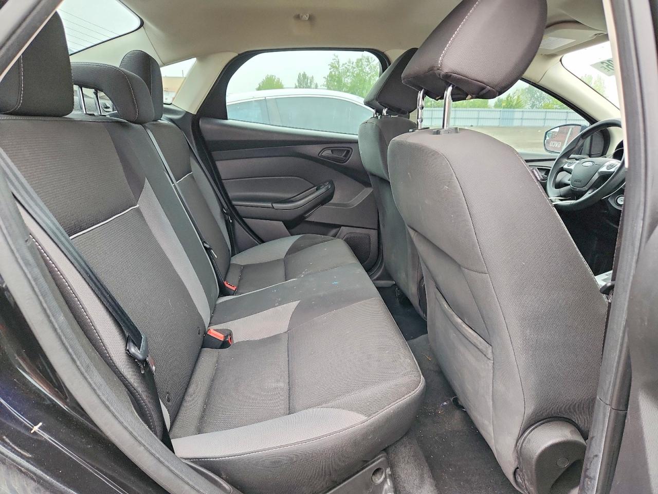 2012 Ford Focus Se Black vin: 1FAHP3F24CL412133
