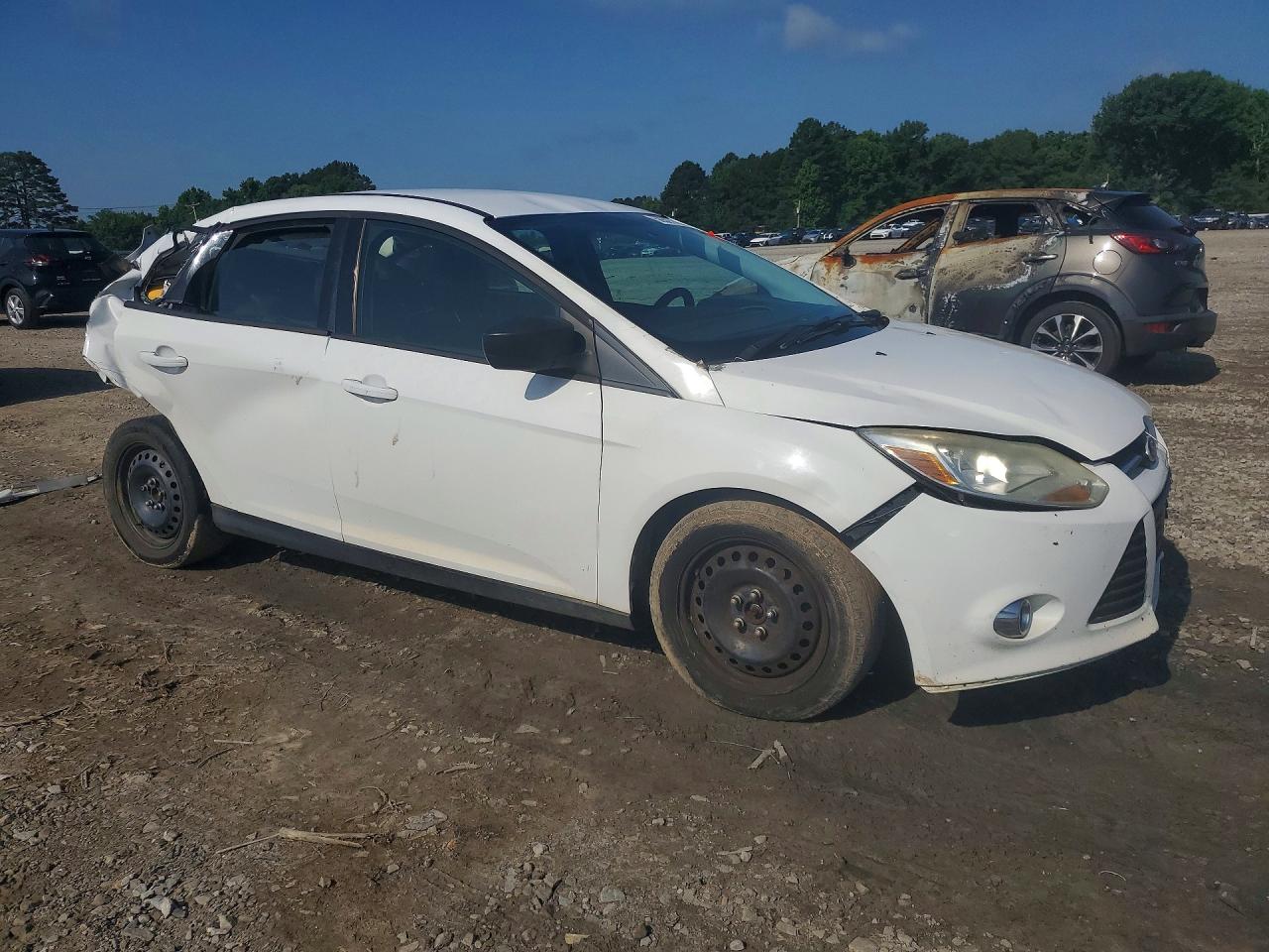 2012 Ford Focus Se White vin: 1FAHP3F25CL106705
