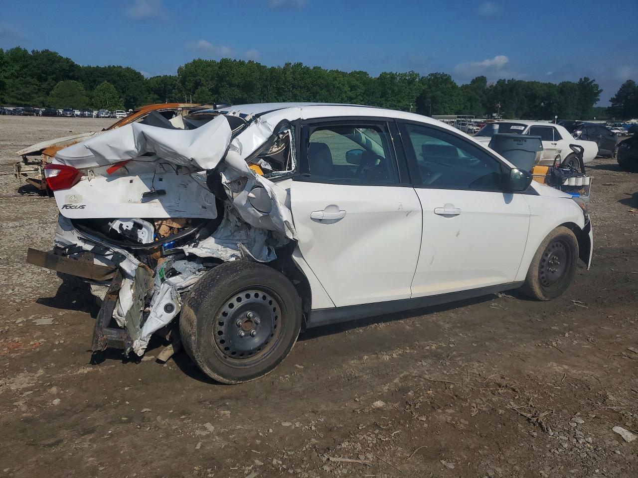 2012 Ford Focus Se White vin: 1FAHP3F25CL106705