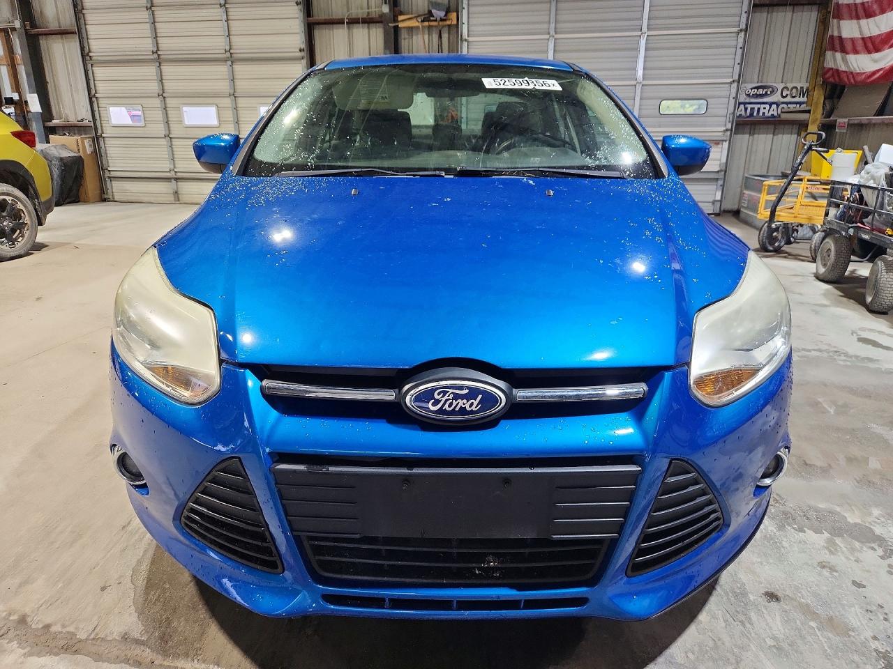 2012 Ford Focus Se Синий vin: 1FAHP3F25CL119812