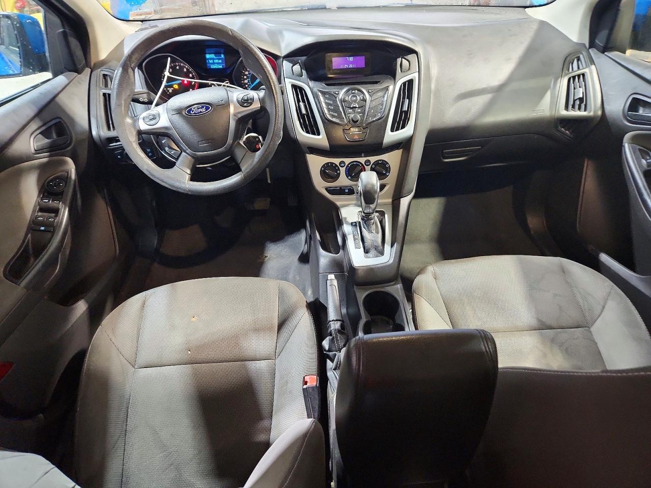 2012 Ford Focus Se Синий vin: 1FAHP3F25CL119812
