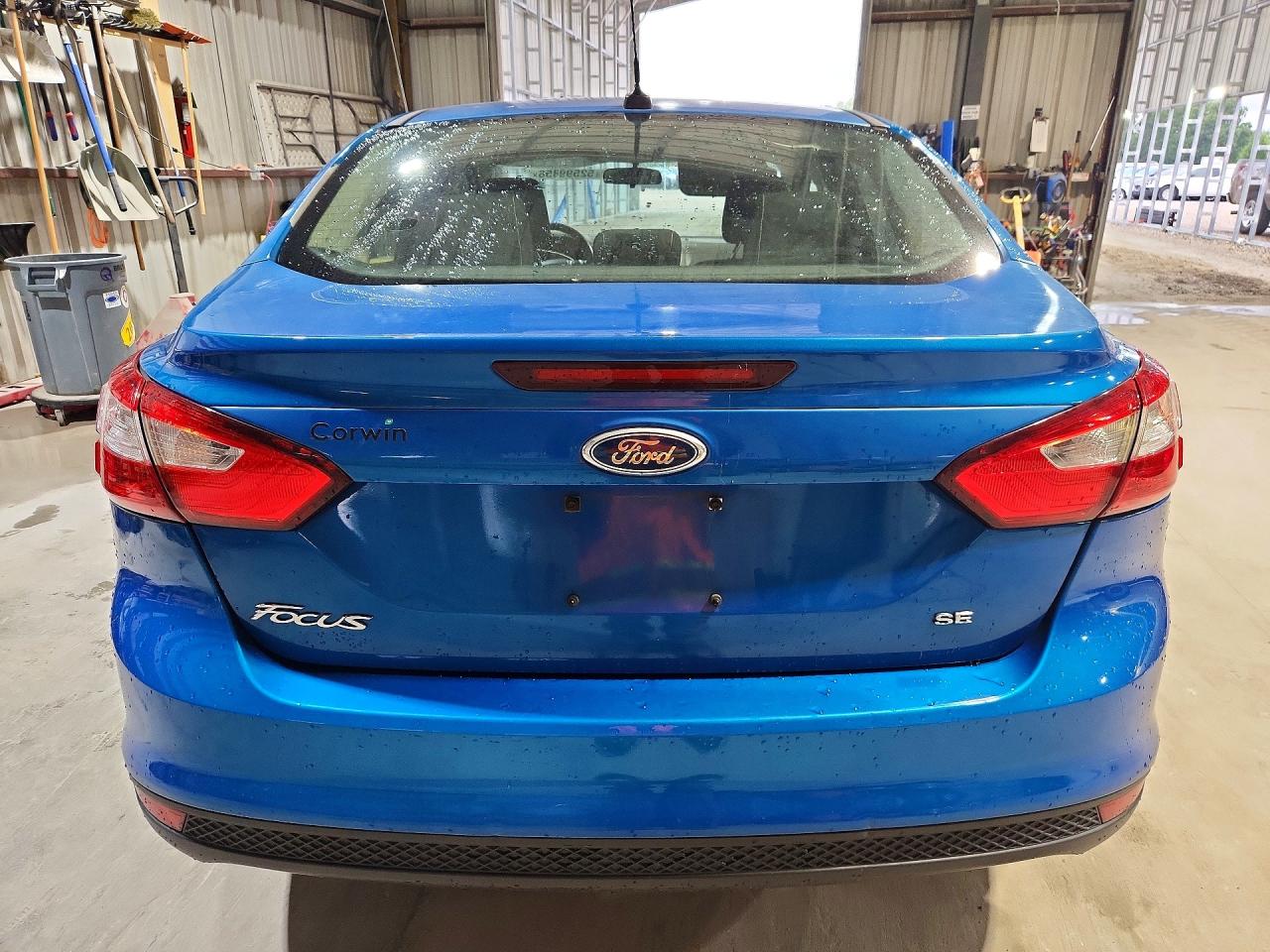 2012 Ford Focus Se Синий vin: 1FAHP3F25CL119812