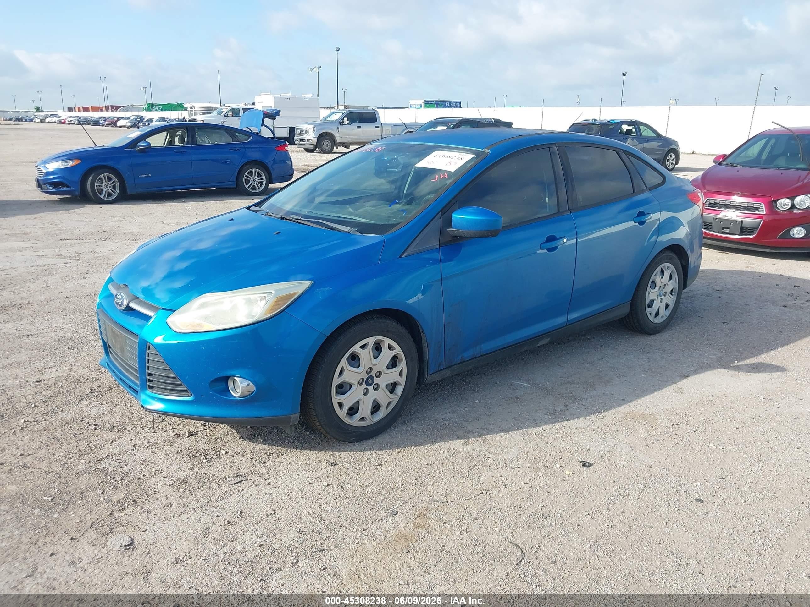 2012 Ford Focus Se Blue vin: 1FAHP3F25CL139445