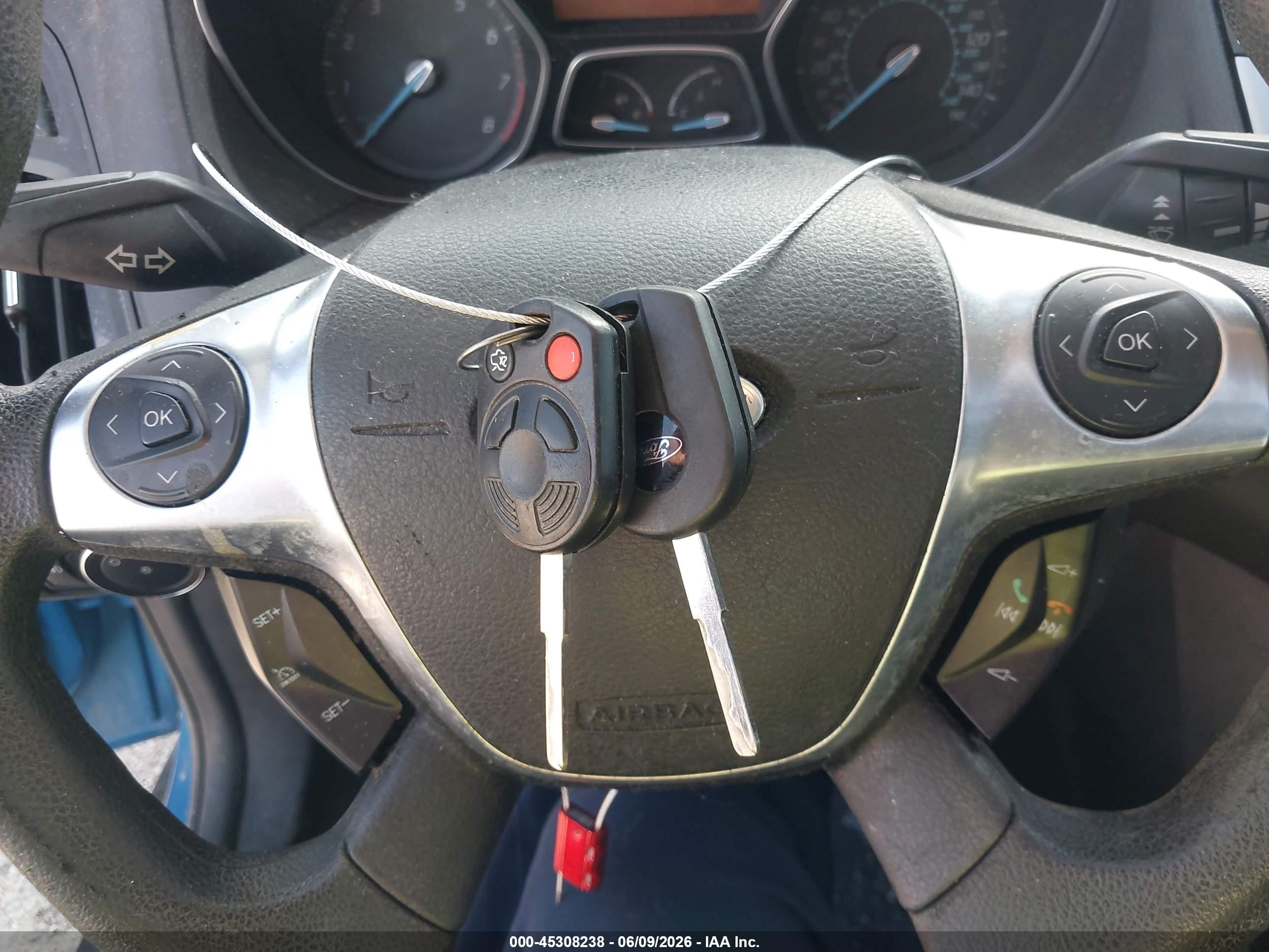 2012 Ford Focus Se Blue vin: 1FAHP3F25CL139445