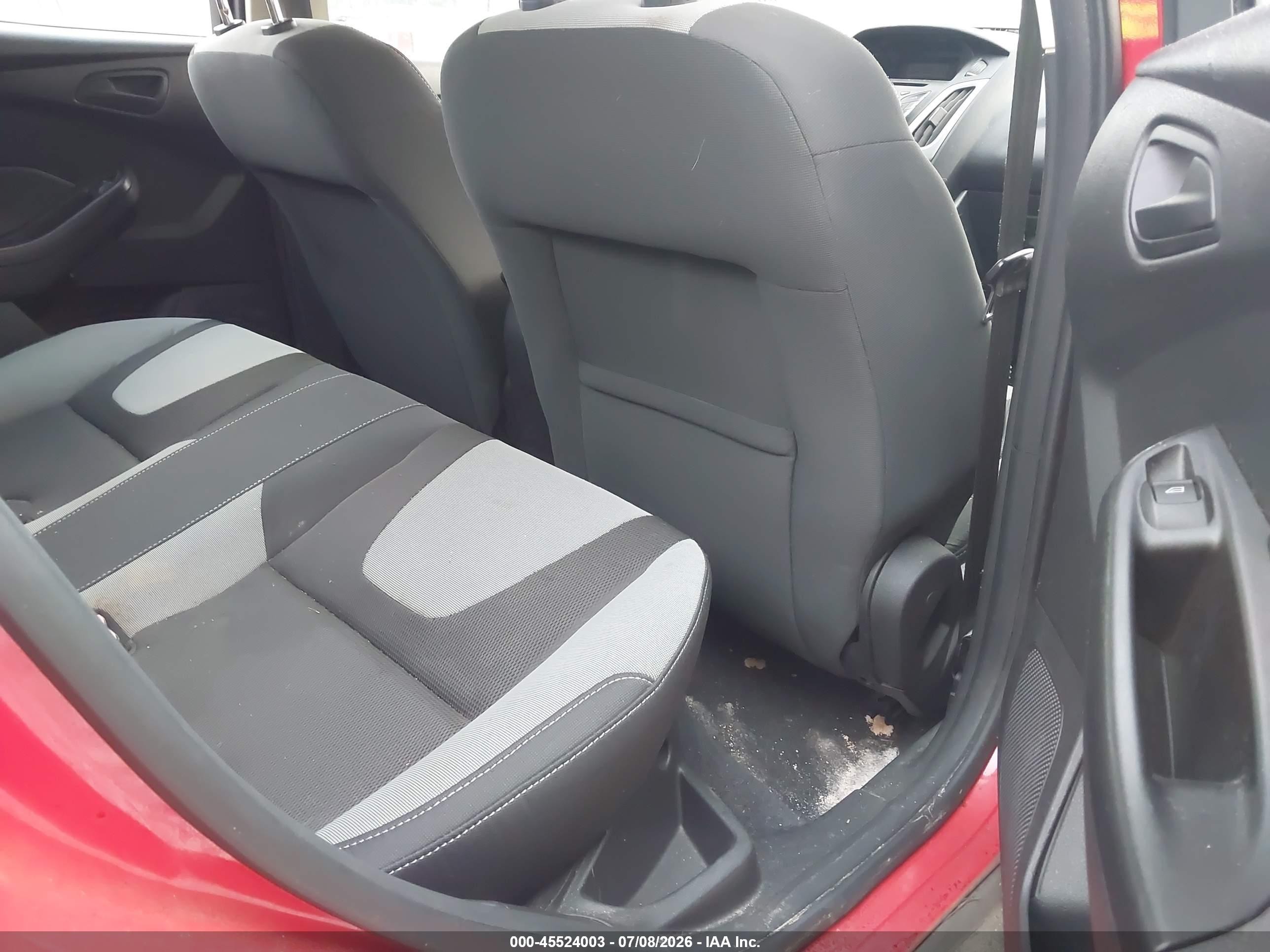 2012 Ford Focus Se Red vin: 1FAHP3F25CL152941