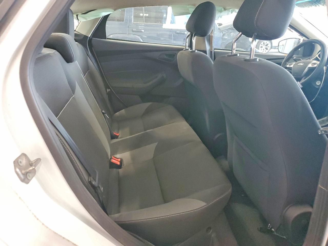 2012 Ford Focus Se White vin: 1FAHP3F25CL155497