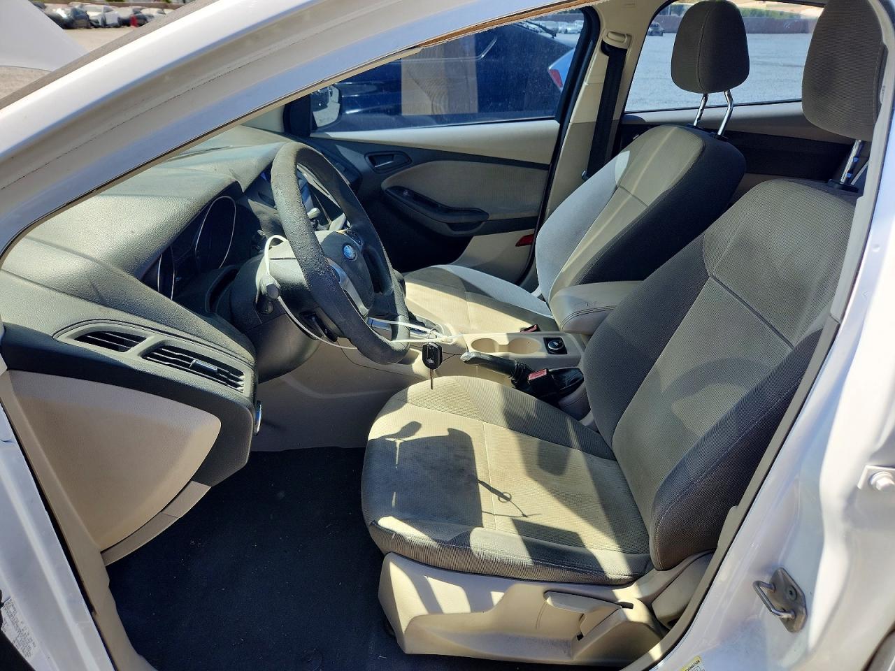 2012 Ford Focus Se White vin: 1FAHP3F25CL196809