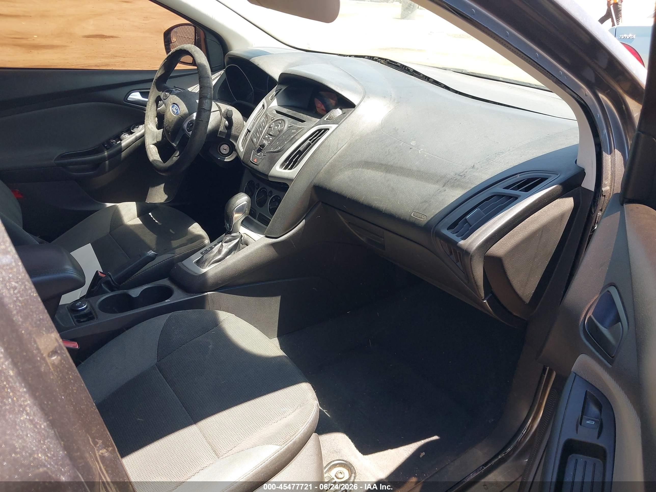 2012 Ford Focus Se Серый vin: 1FAHP3F25CL239349