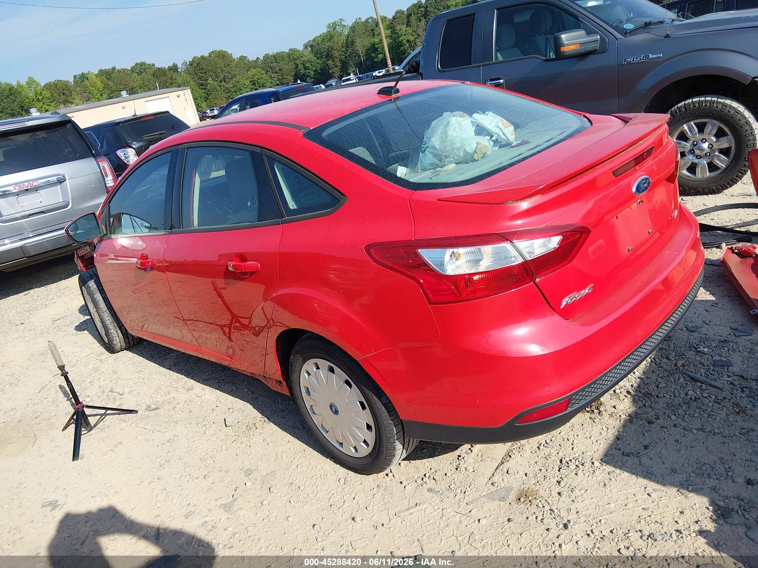 2012 Ford Focus Se Red vin: 1FAHP3F25CL254045