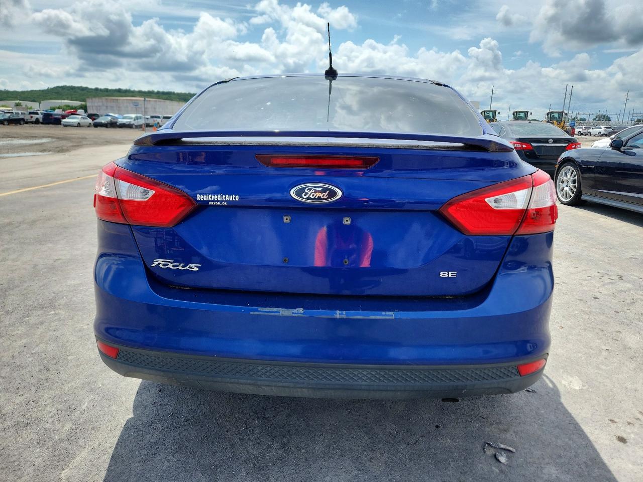 2012 Ford Focus Se Blue vin: 1FAHP3F25CL279110