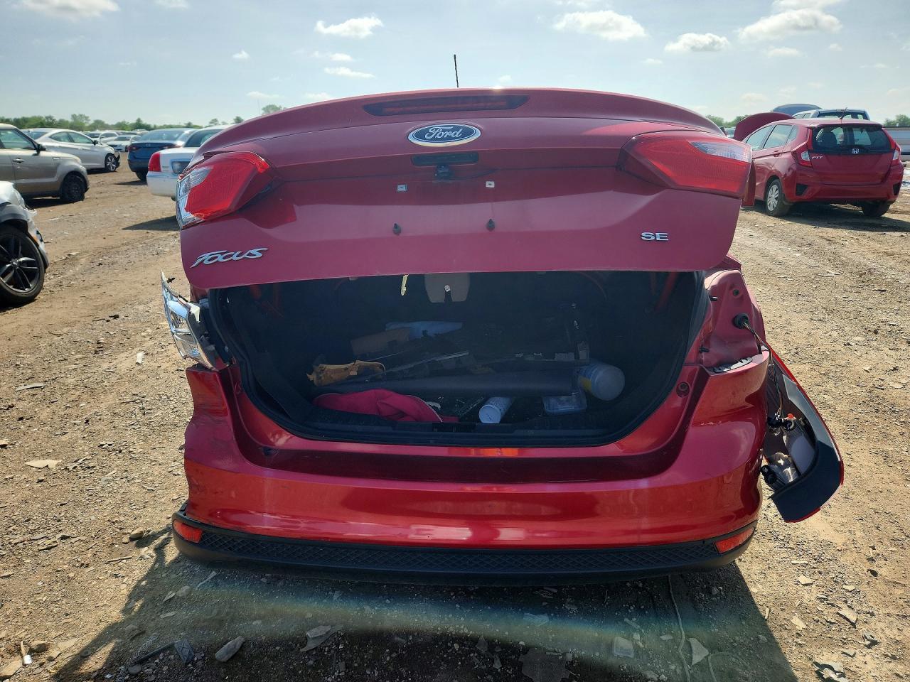 2012 Ford Focus Se Red vin: 1FAHP3F25CL293394