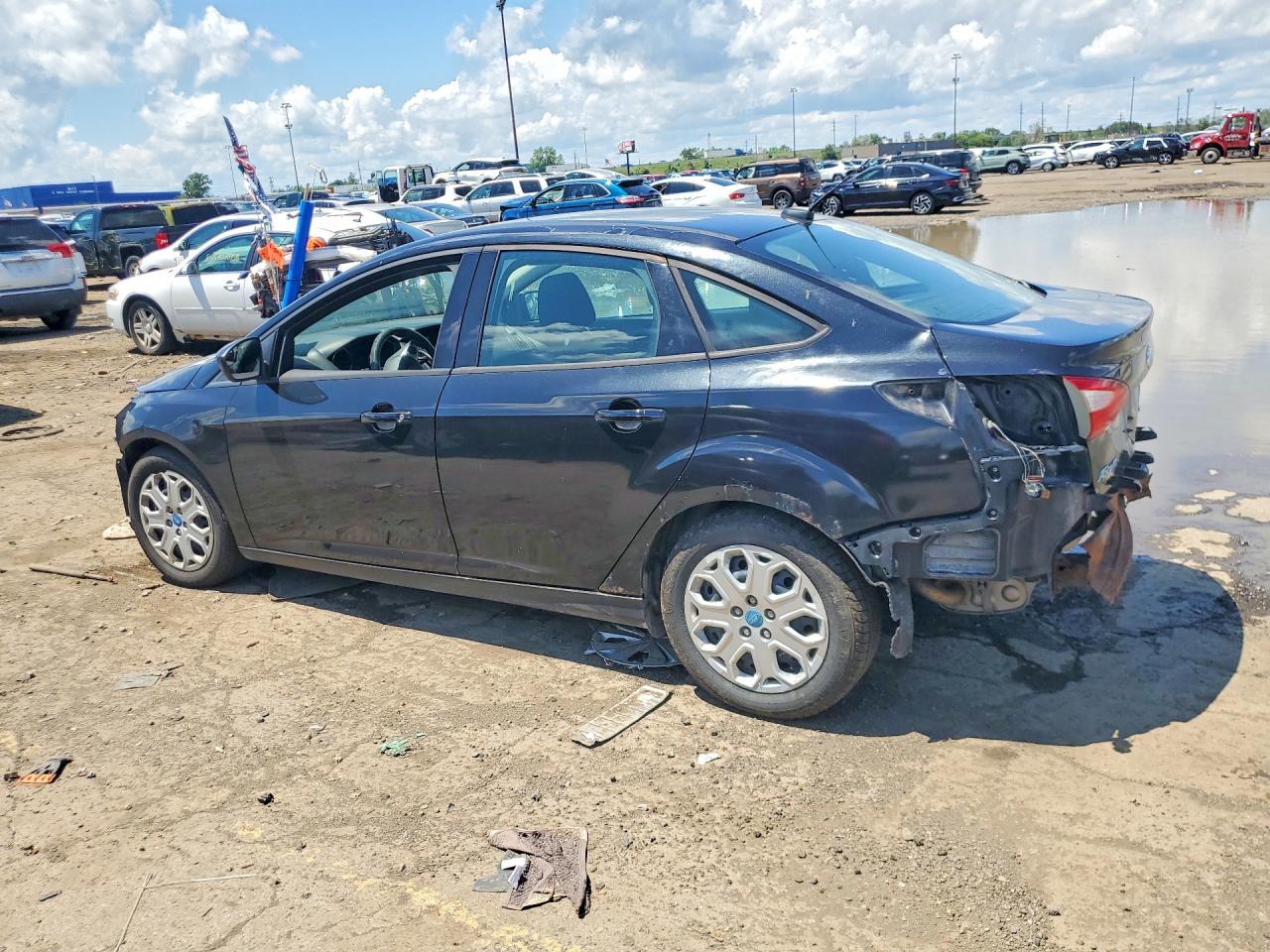2012 Ford Focus Se Black vin: 1FAHP3F25CL311361