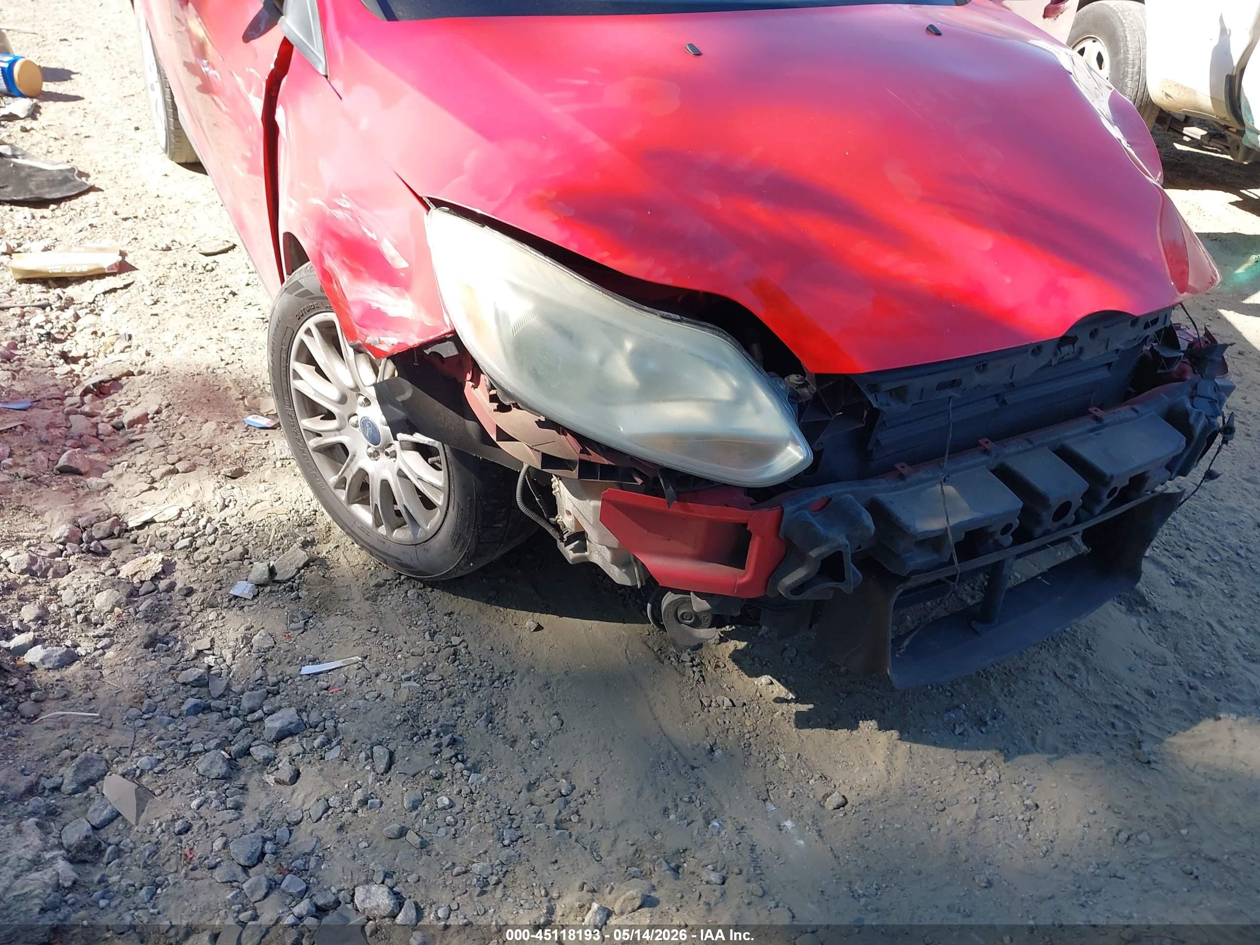 2012 Ford Focus Se Red vin: 1FAHP3F25CL333277