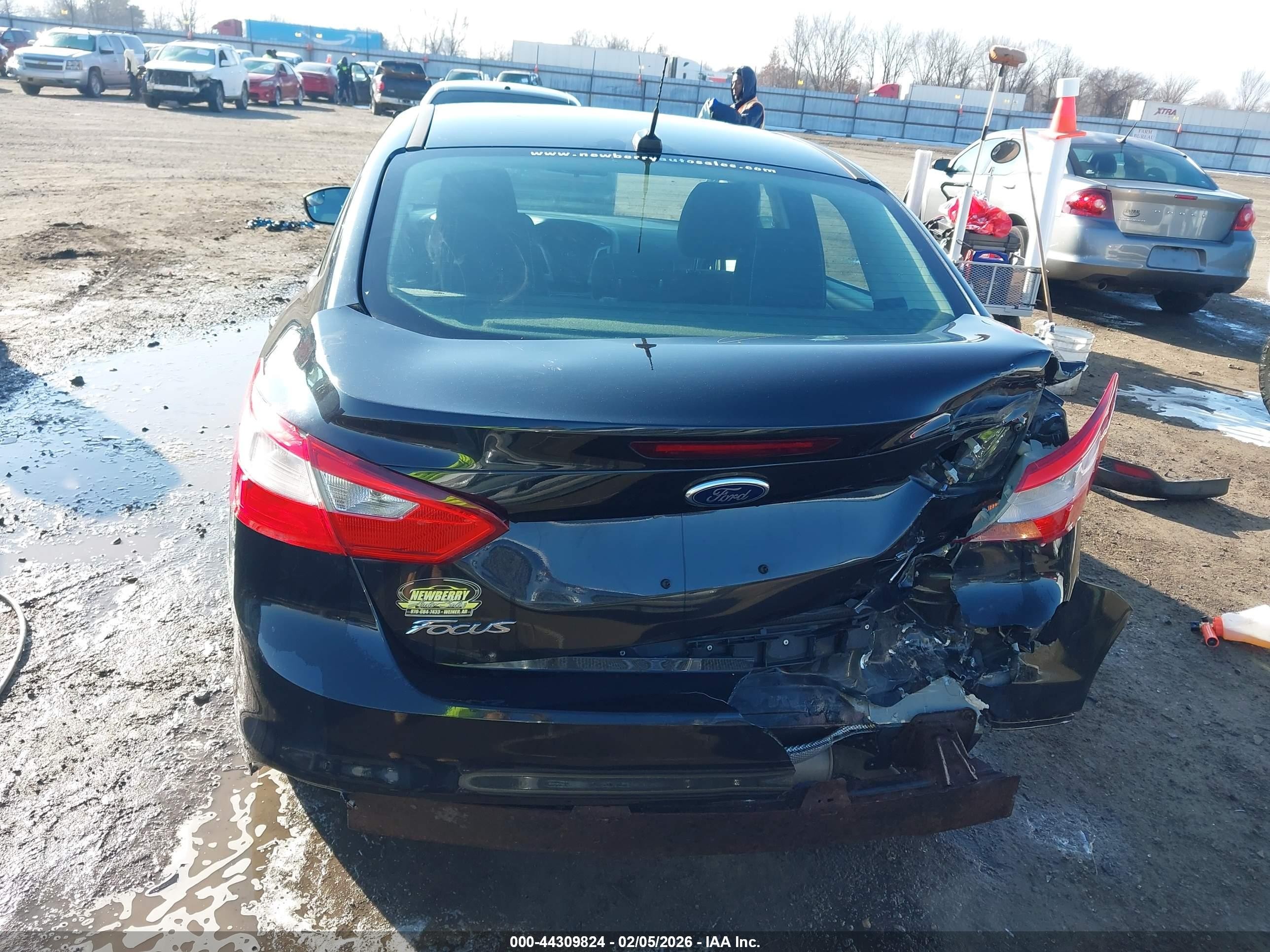 2012 Ford Focus Se Черный vin: 1FAHP3F25CL405305