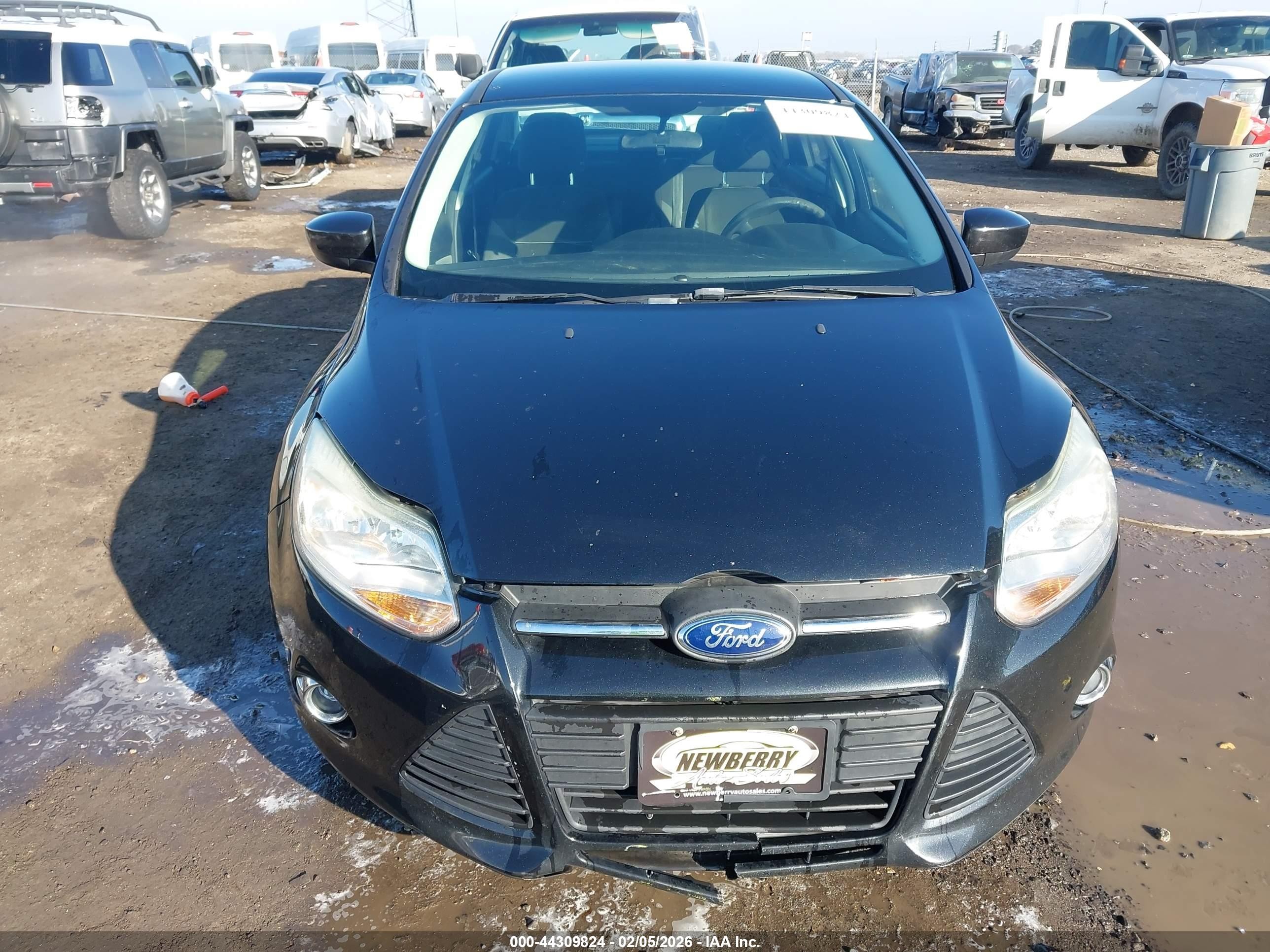 2012 Ford Focus Se Черный vin: 1FAHP3F25CL405305