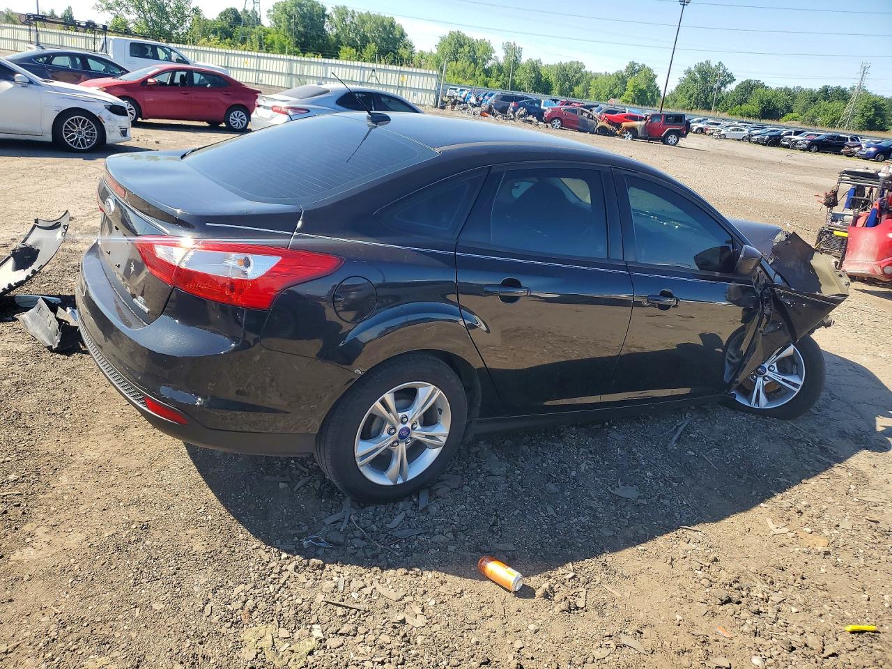 2012 Ford Focus Se Black vin: 1FAHP3F25CL409225