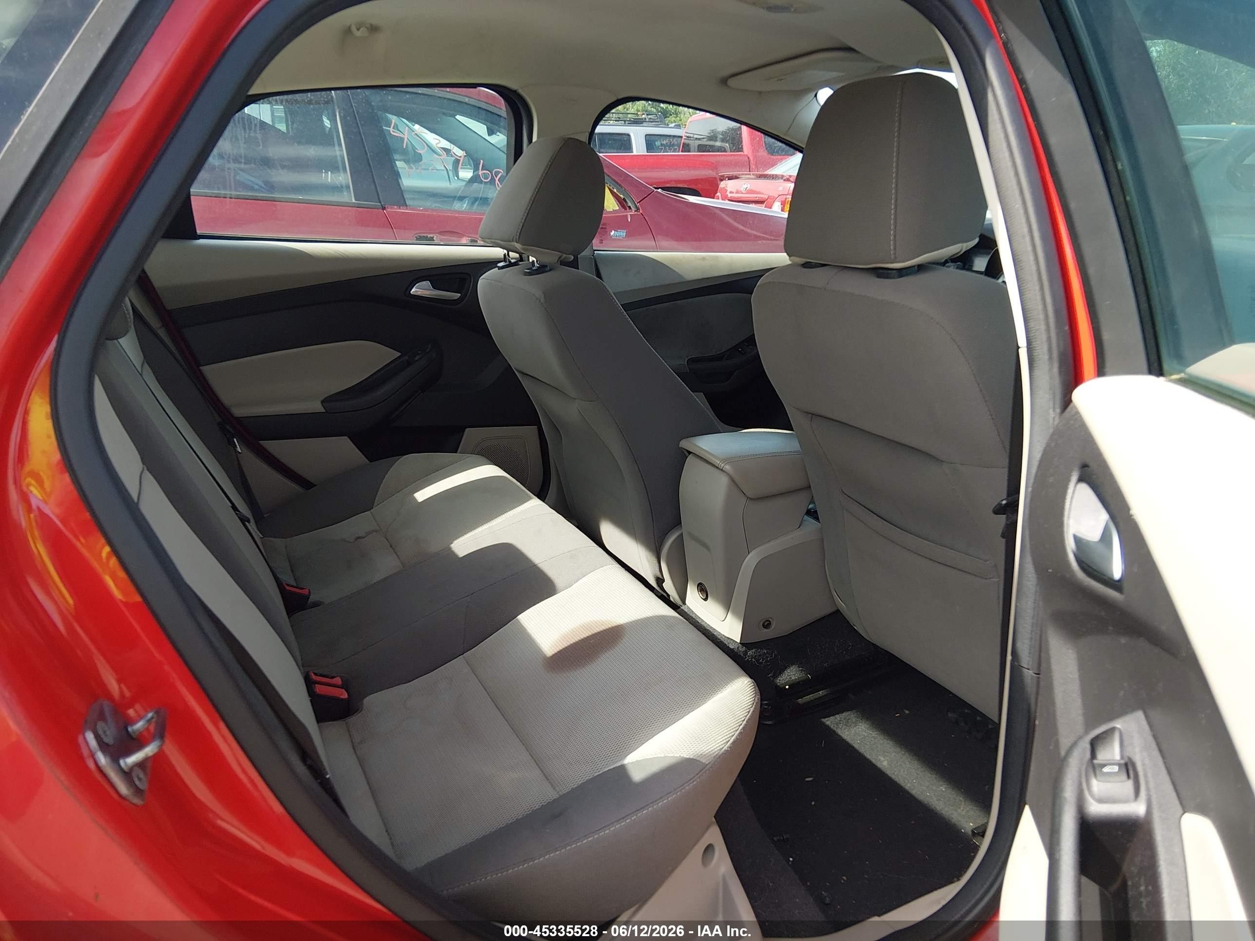 2012 Ford Focus Se Red vin: 1FAHP3F25CL421164