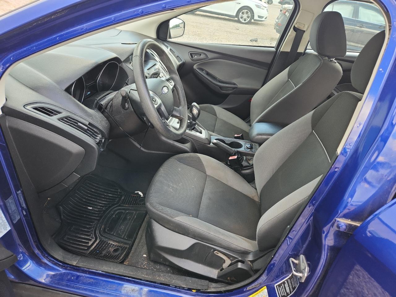 2012 Ford Focus Se Blue vin: 1FAHP3F25CL422637