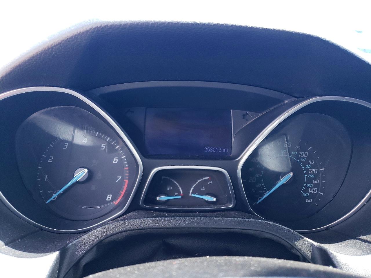 2012 Ford Focus Se Blue vin: 1FAHP3F25CL442211